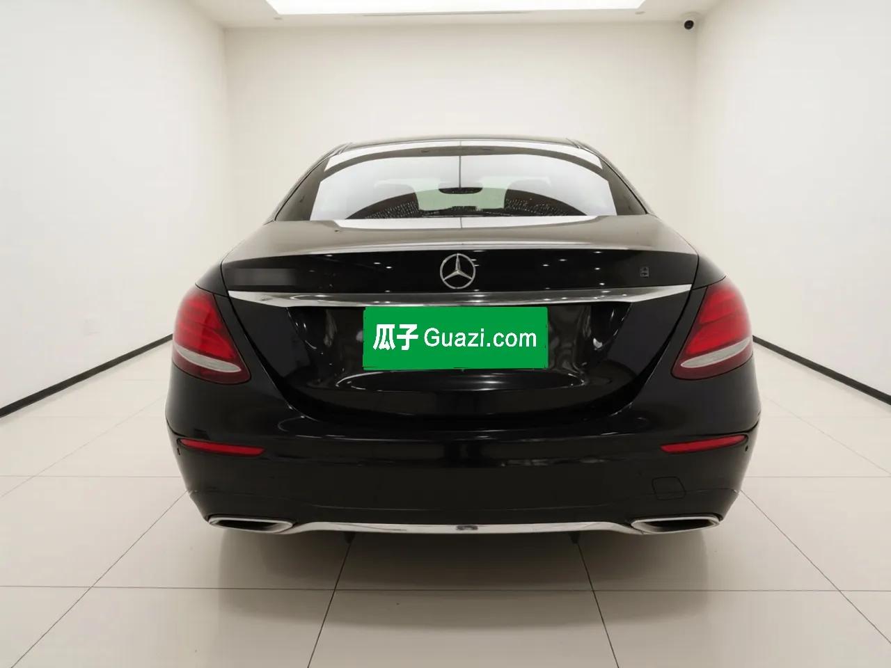 Mercedes-Benz E-Class 2020 E 300 L Sporty and Stylish Model — миниатюра 3