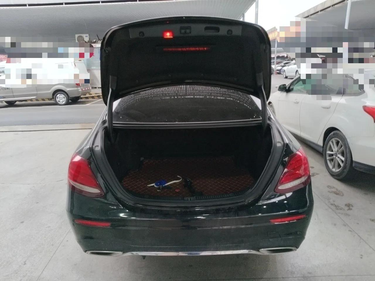 Mercedes-Benz E-Class 2020 E 300 L Sporty and Stylish Model — миниатюра 21