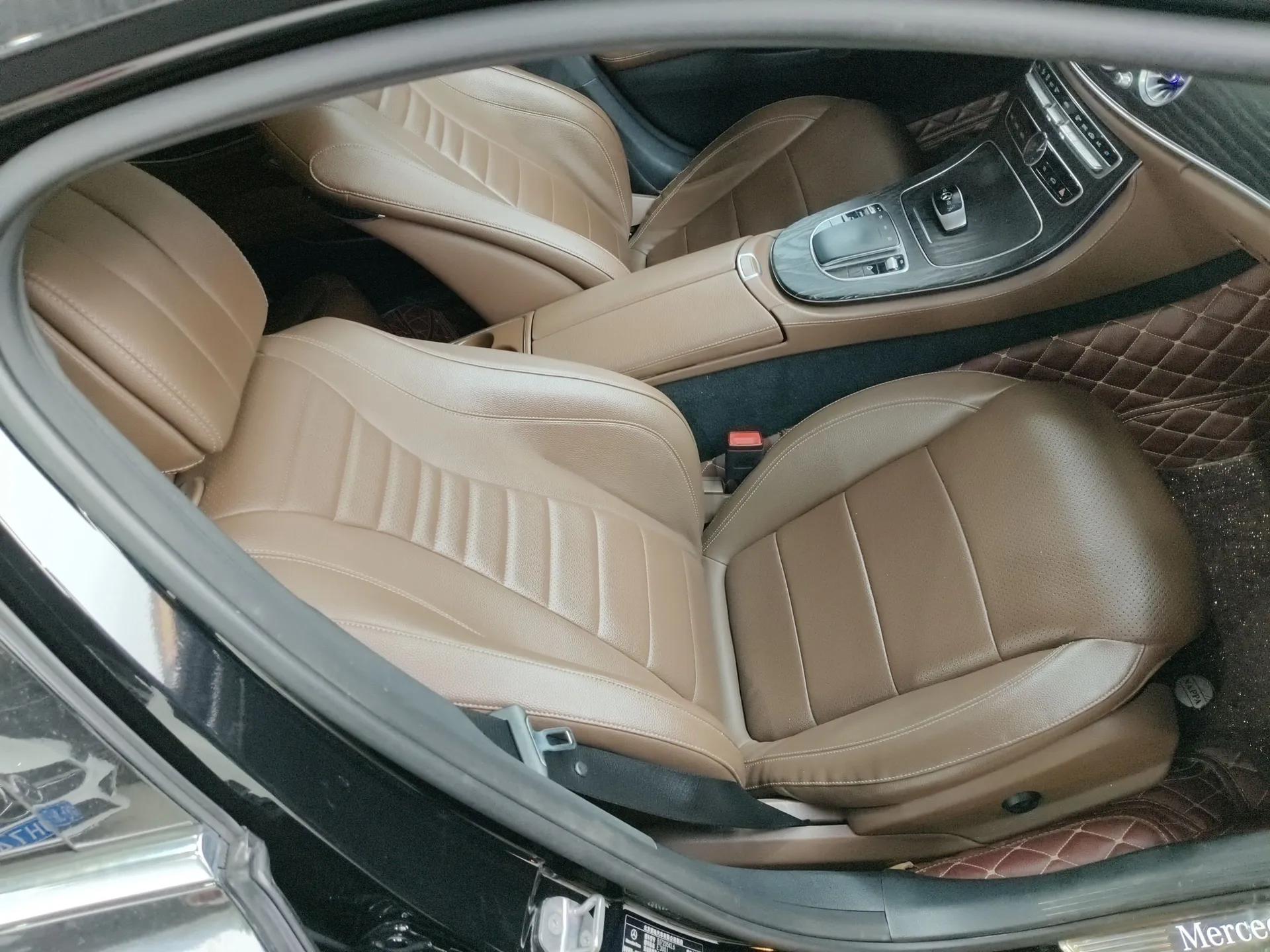 Mercedes-Benz E-Class 2020 E 300 L Sporty and Stylish Model — миниатюра 23