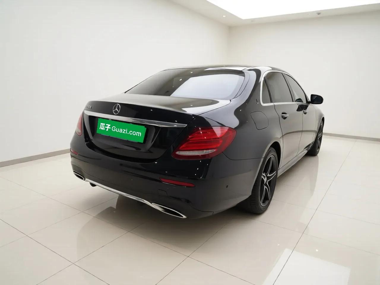 Mercedes-Benz E-Class 2020 E 300 L Sporty and Stylish Model — миниатюра 4