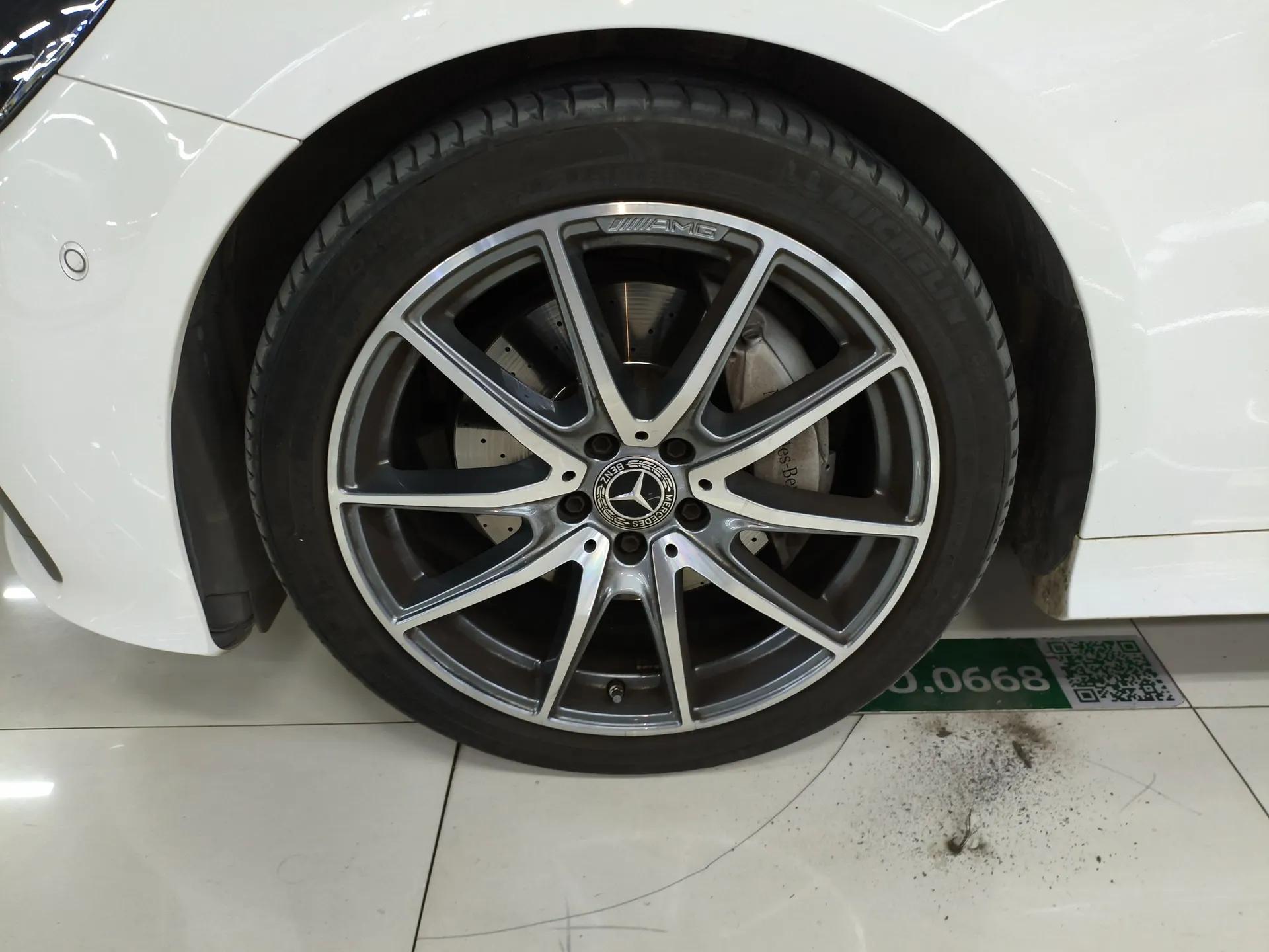 Mercedes-Benz E-Class 2023 E 260 Coupe — миниатюра 8