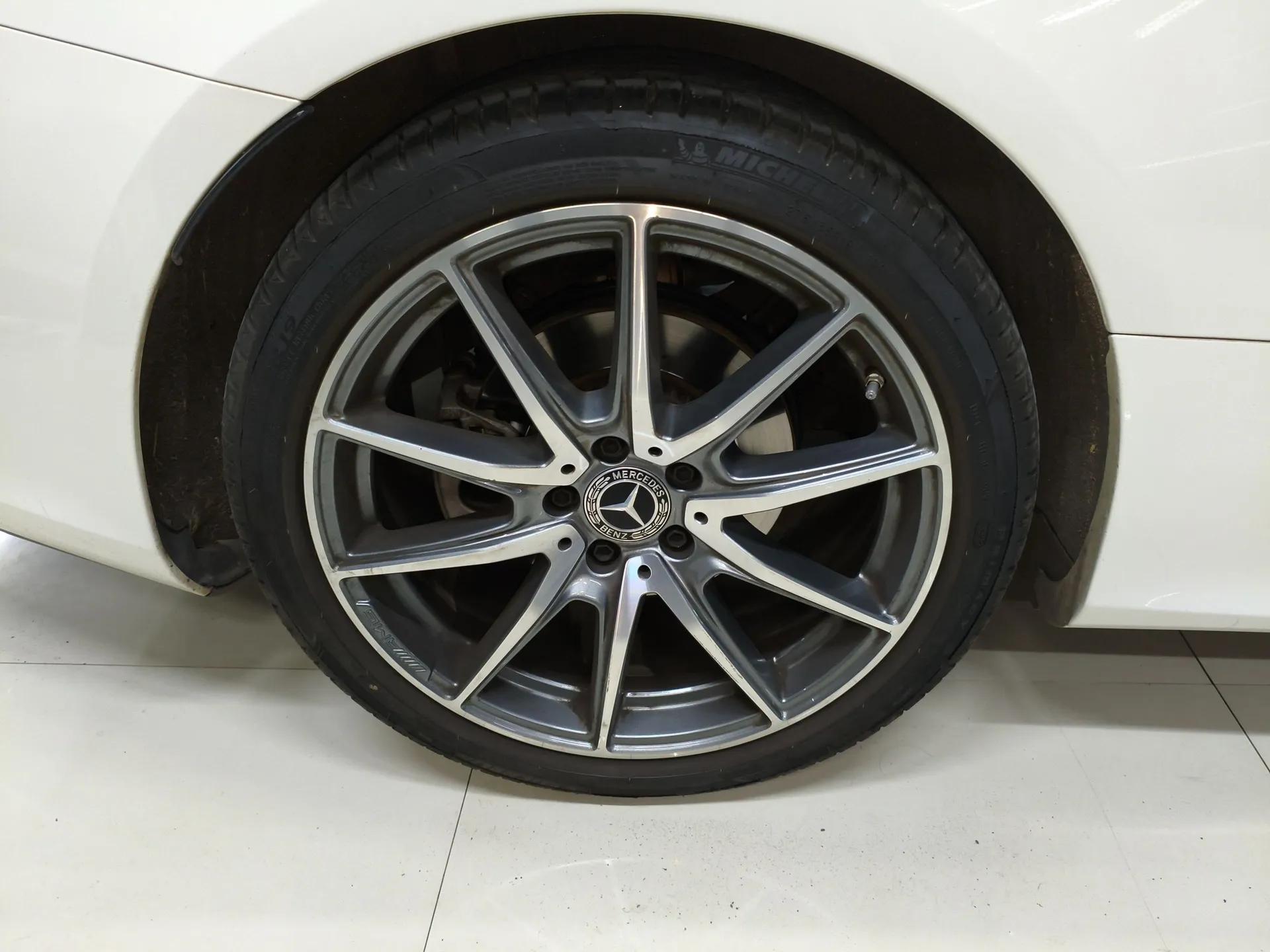Mercedes-Benz E-Class 2023 E 260 Coupe — миниатюра 10