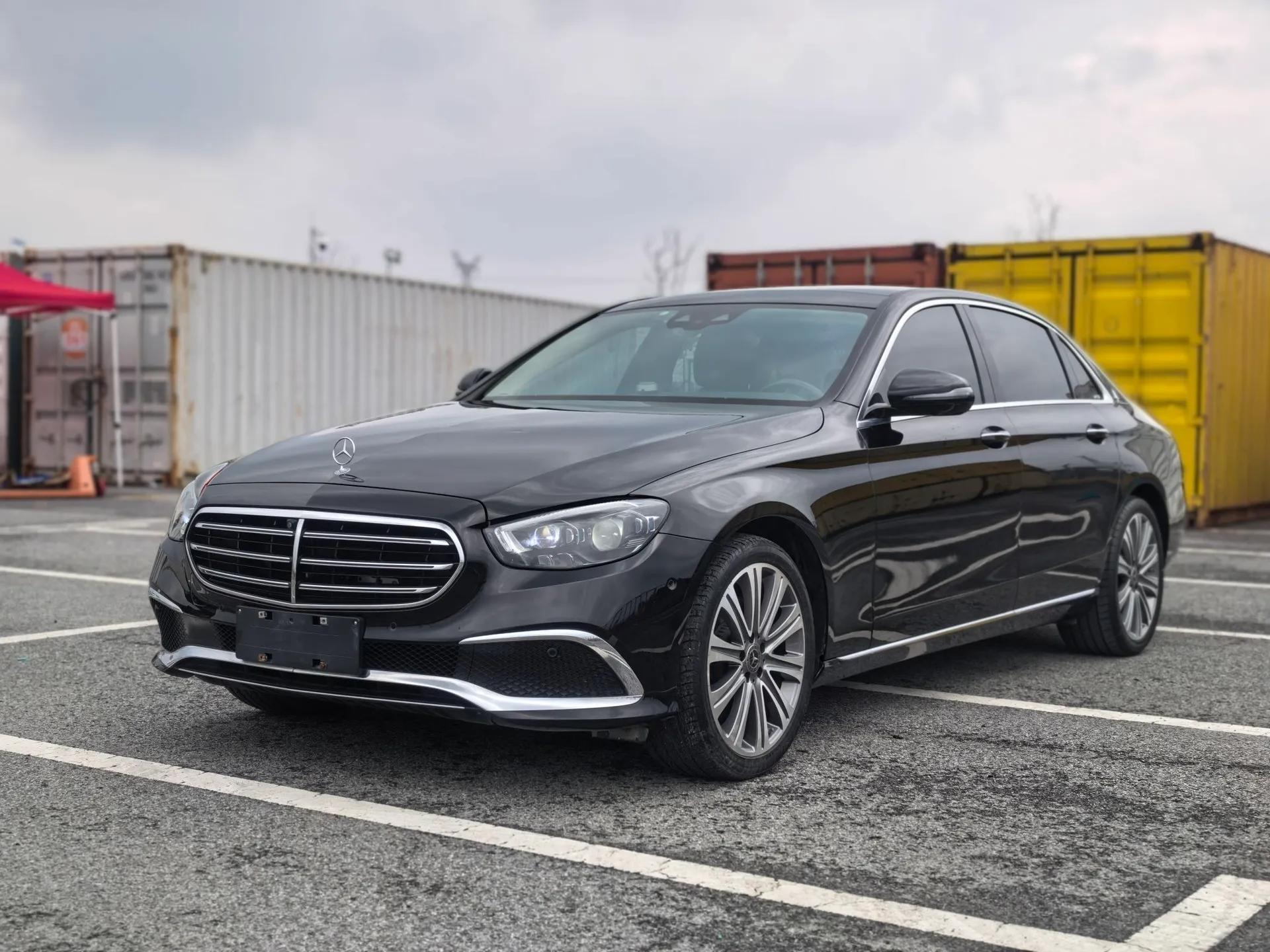 Mercedes-Benz E-Class 2021 E 300 L Premium Edition — миниатюра 1