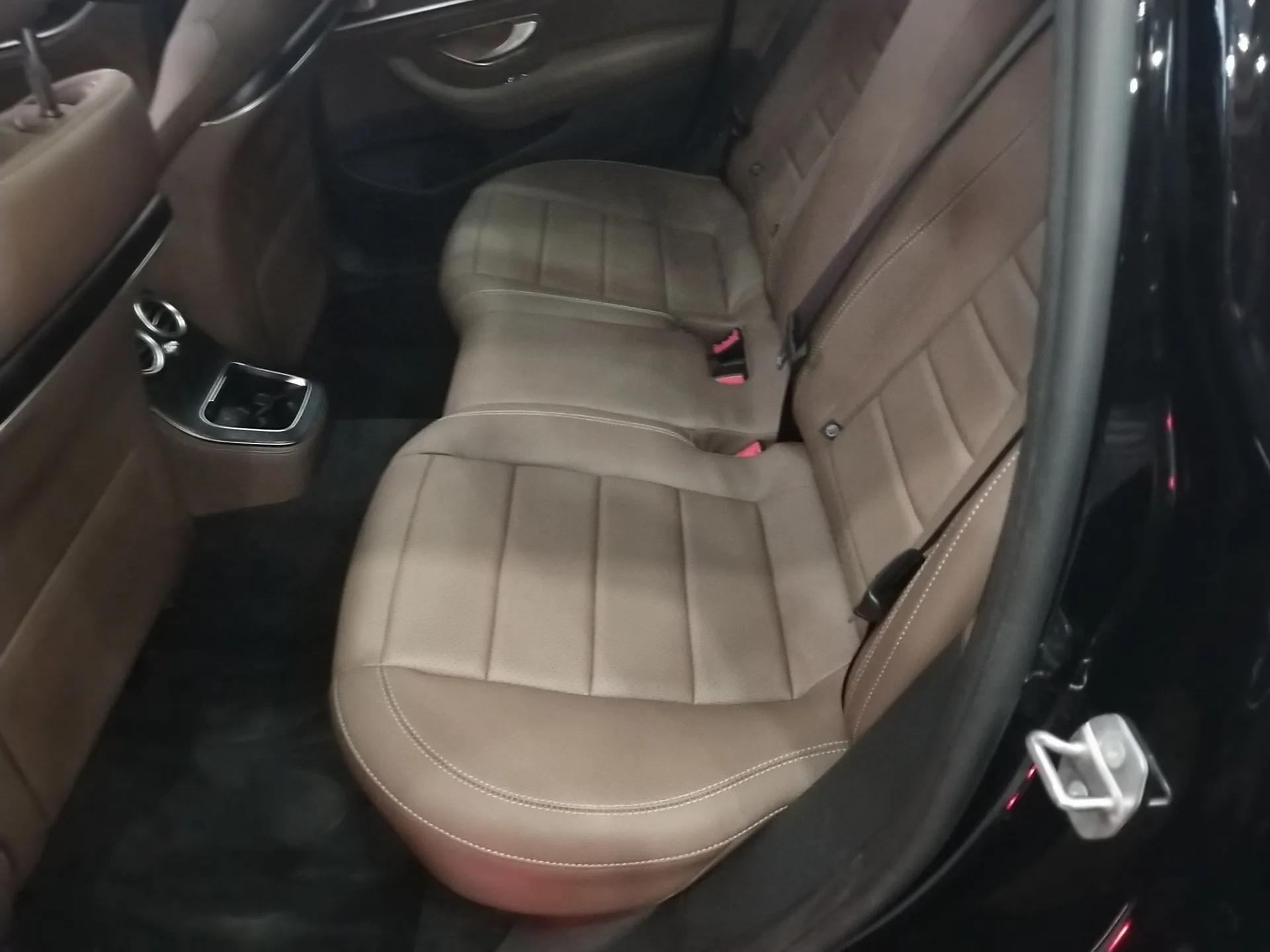 Mercedes-Benz E-Class 2023 Restyled E 300 L Sport Luxury Edition — миниатюра 20