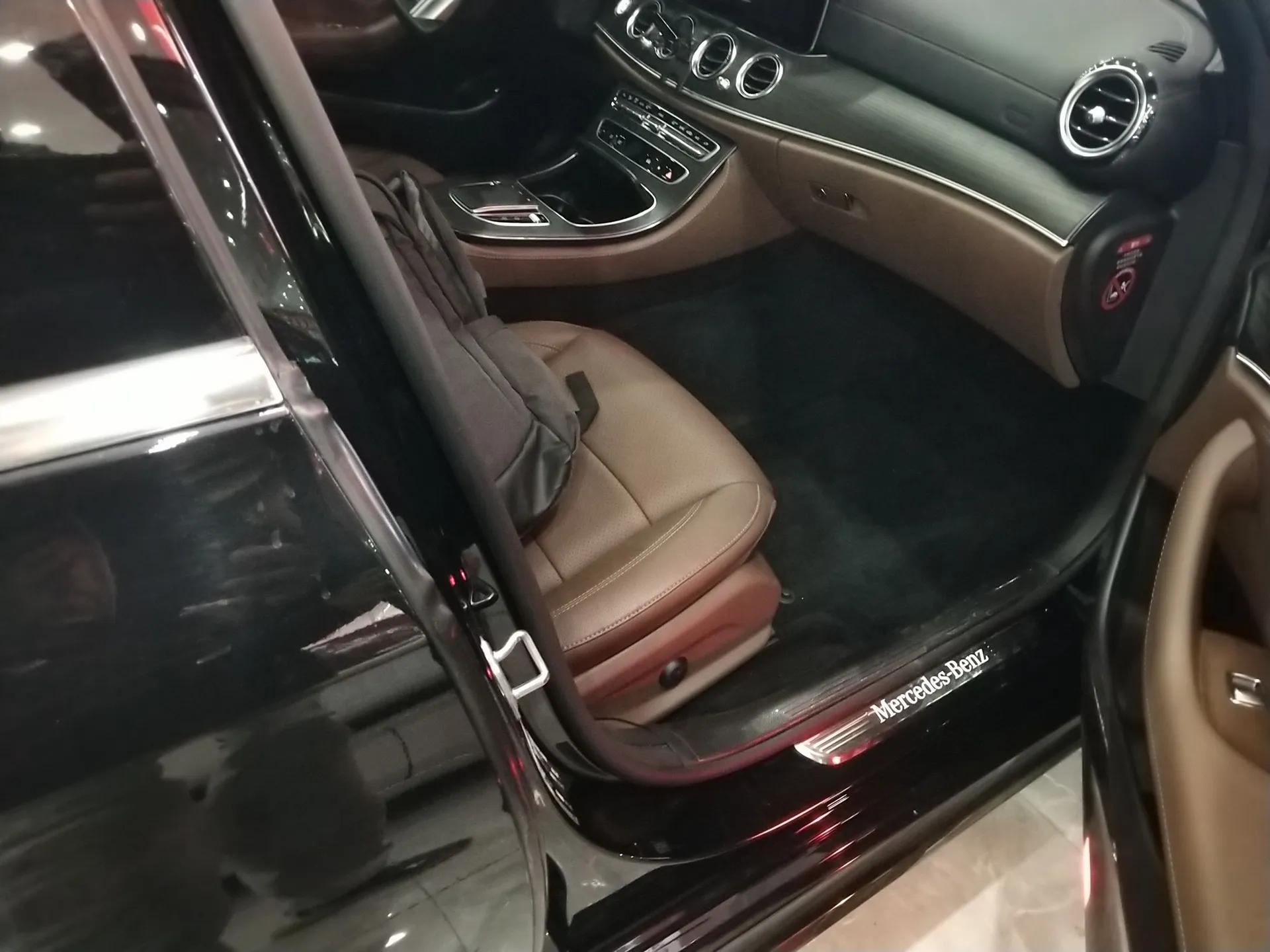 Mercedes-Benz E-Class 2023 Restyled E 300 L Sport Luxury Edition — миниатюра 23