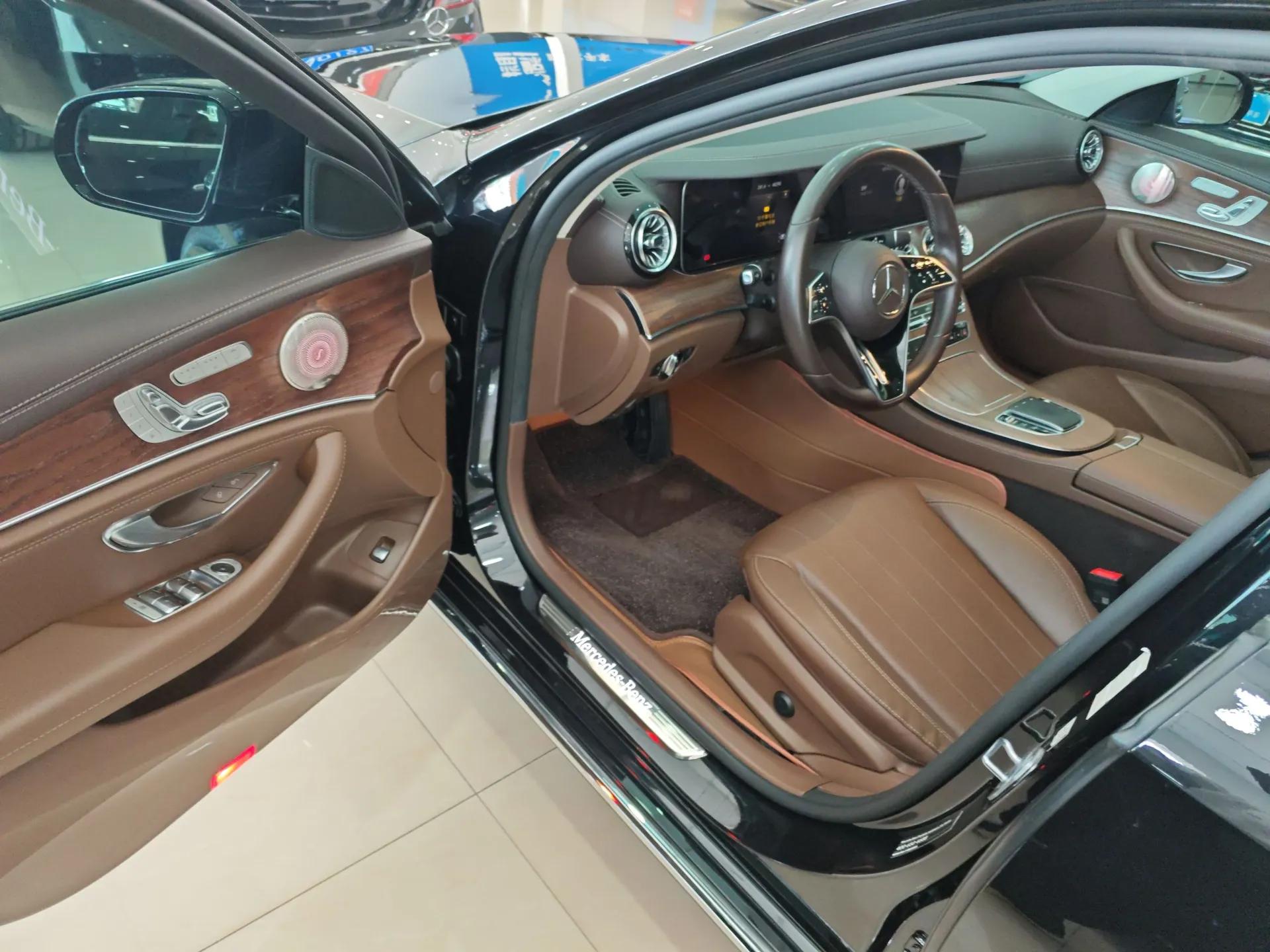 Mercedes-Benz E-Class 2023 Updated E 300 L Fashion Edition — миниатюра 19