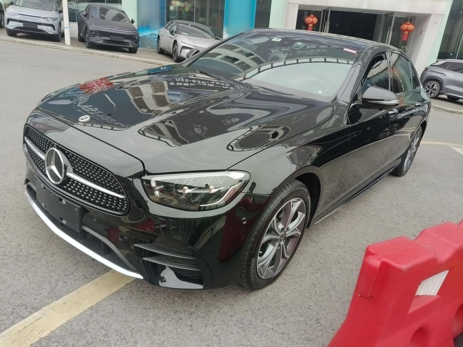 Mercedes-Benz E-Class 2023 E 300 L Sporty and Stylish Model — миниатюра 1