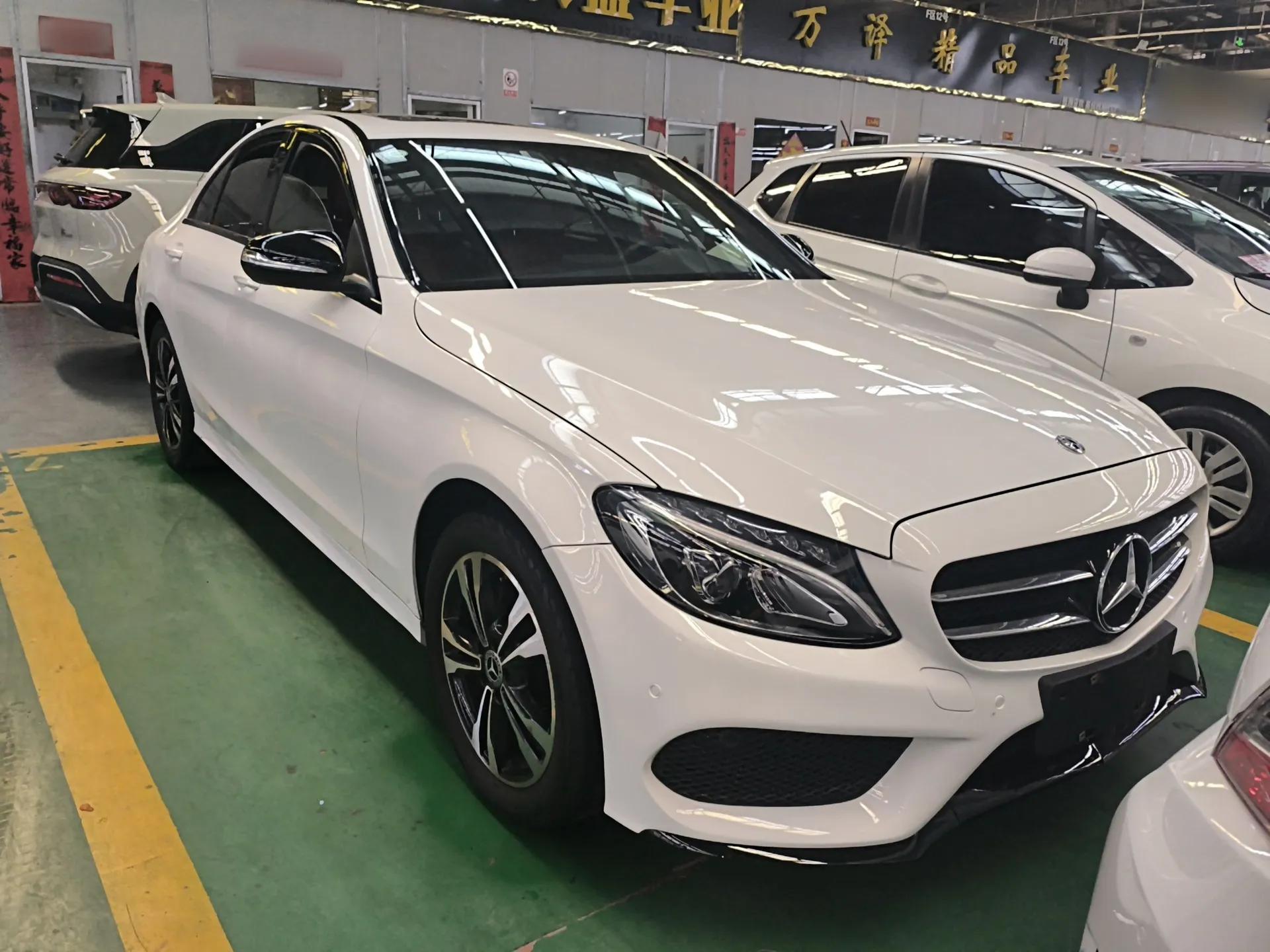 Mercedes-Benz C-Class 2017 Restyled C 200 Sport Edition — миниатюра 3