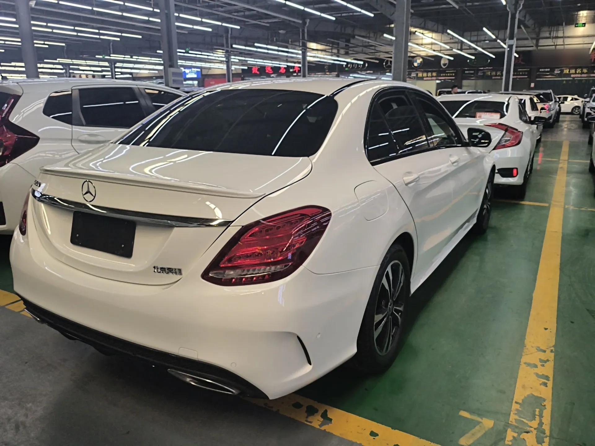Mercedes-Benz C-Class 2017 Restyled C 200 Sport Edition — миниатюра 6