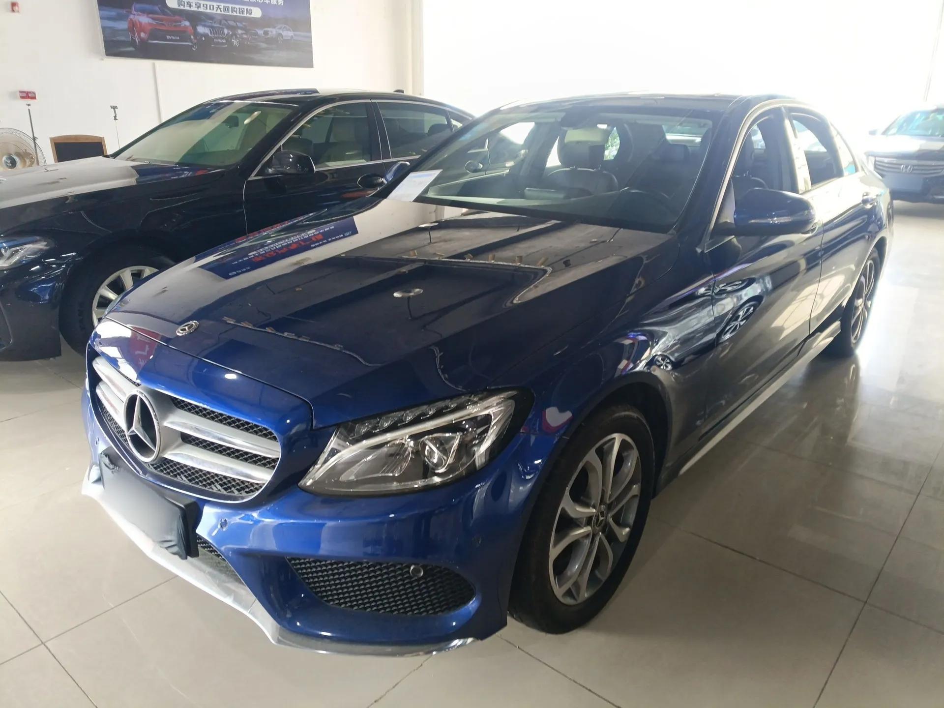 Mercedes-Benz C-Class 2017 Restyled C 180 L Fashion Edition Sport Version — миниатюра 1