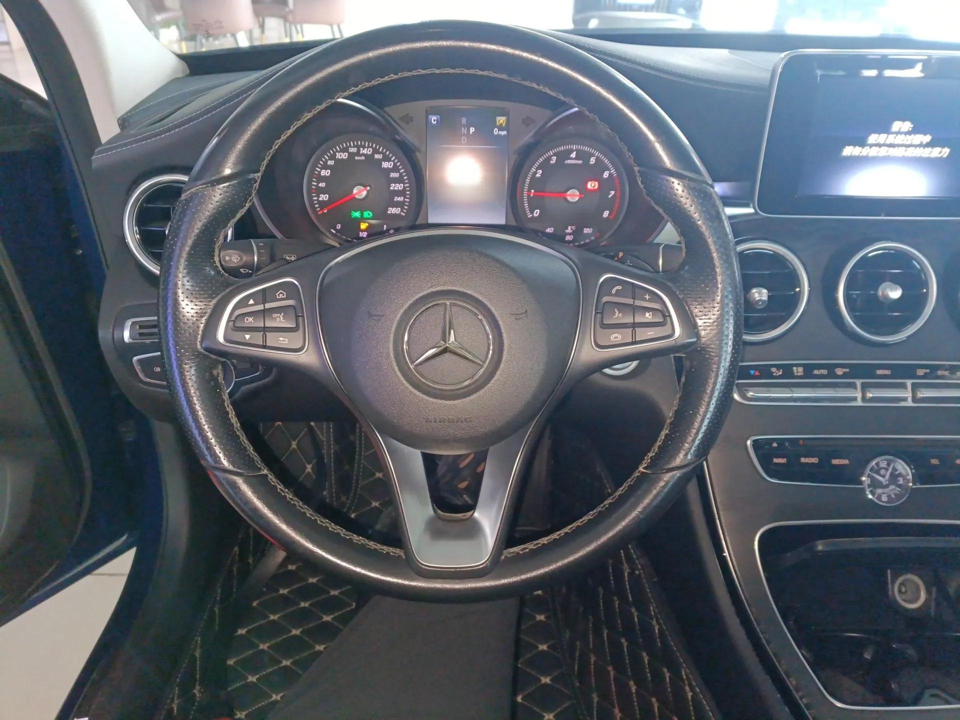 Mercedes-Benz C-Class 2017 Restyled C 180 L Fashion Edition Sport Version — миниатюра 13