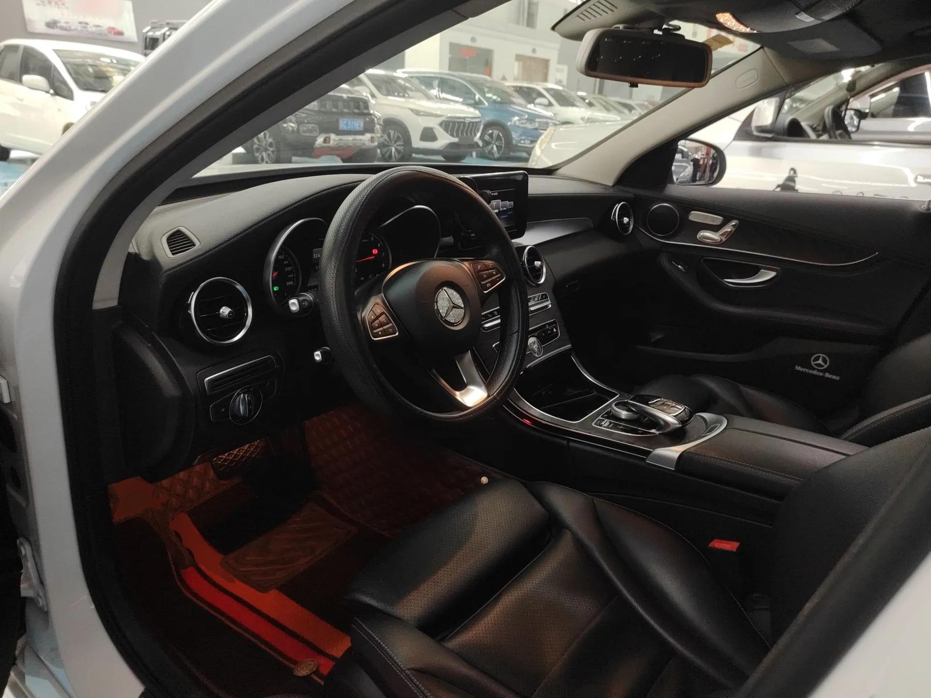 Mercedes-Benz C-Class 2017 C 200 L Sport Edition — миниатюра 19