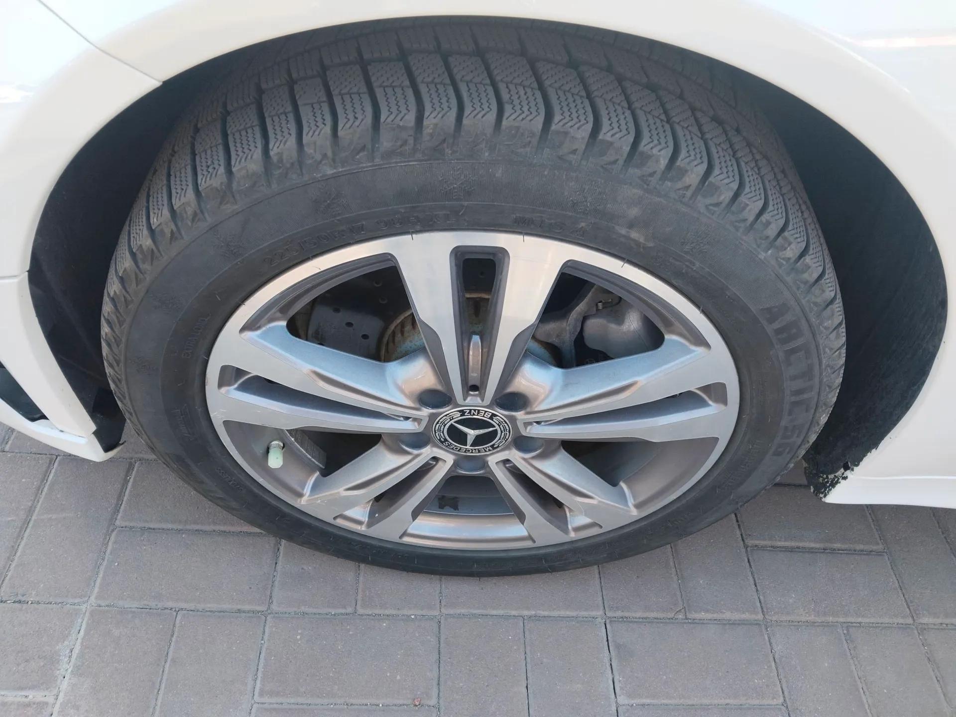 Mercedes-Benz C-Class 2020 C 200 L Fashion Edition Sport Version — миниатюра 8