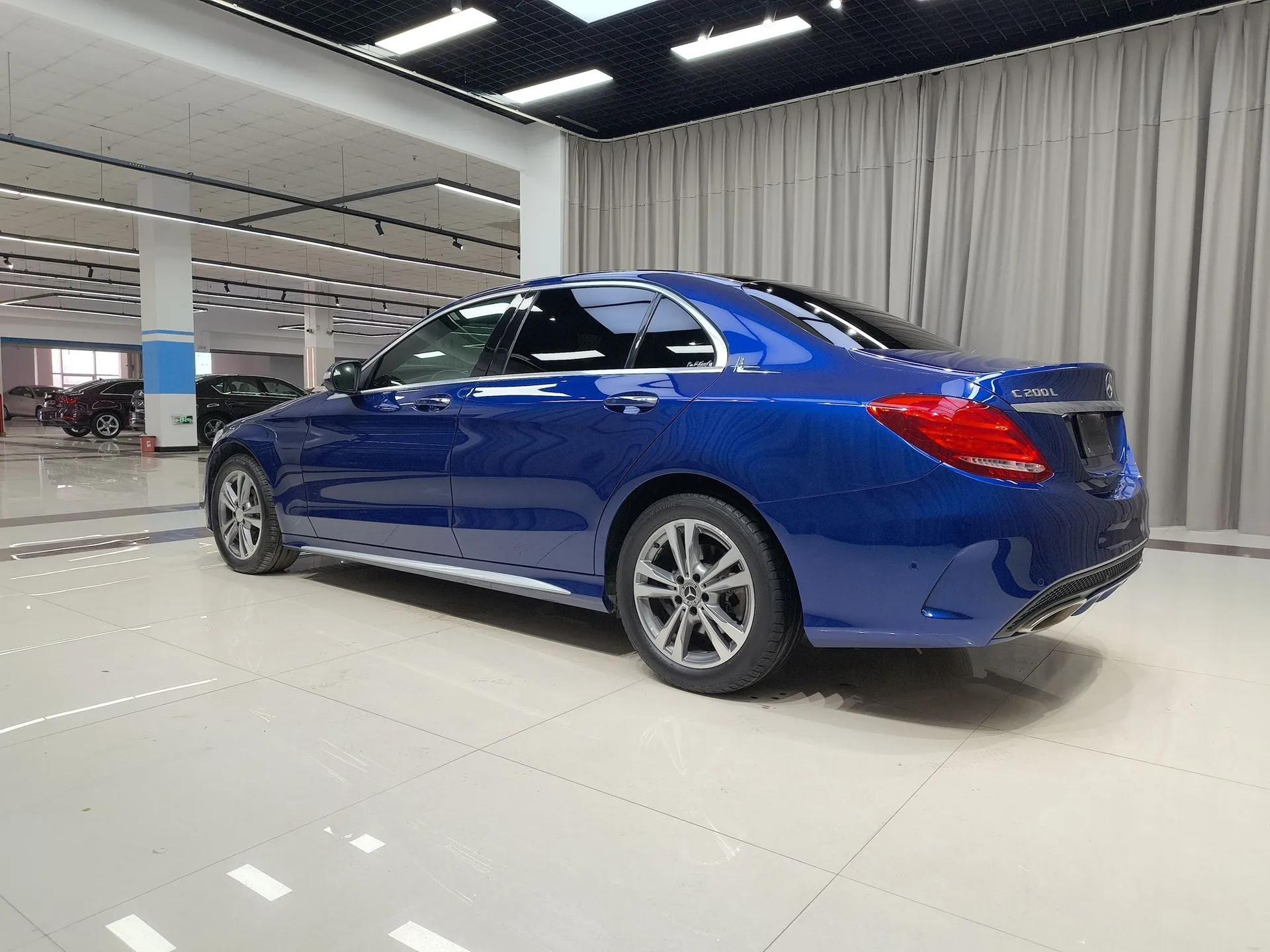 Mercedes-Benz C-Class 2018 C 200 L Sport Edition — миниатюра 9