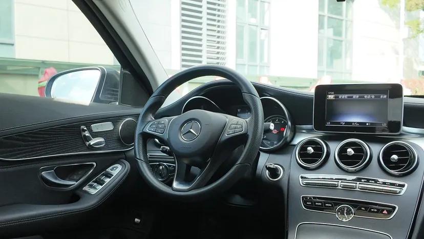 Mercedes-Benz C-Class 2018 C 200 L Sport Edition — миниатюра 21