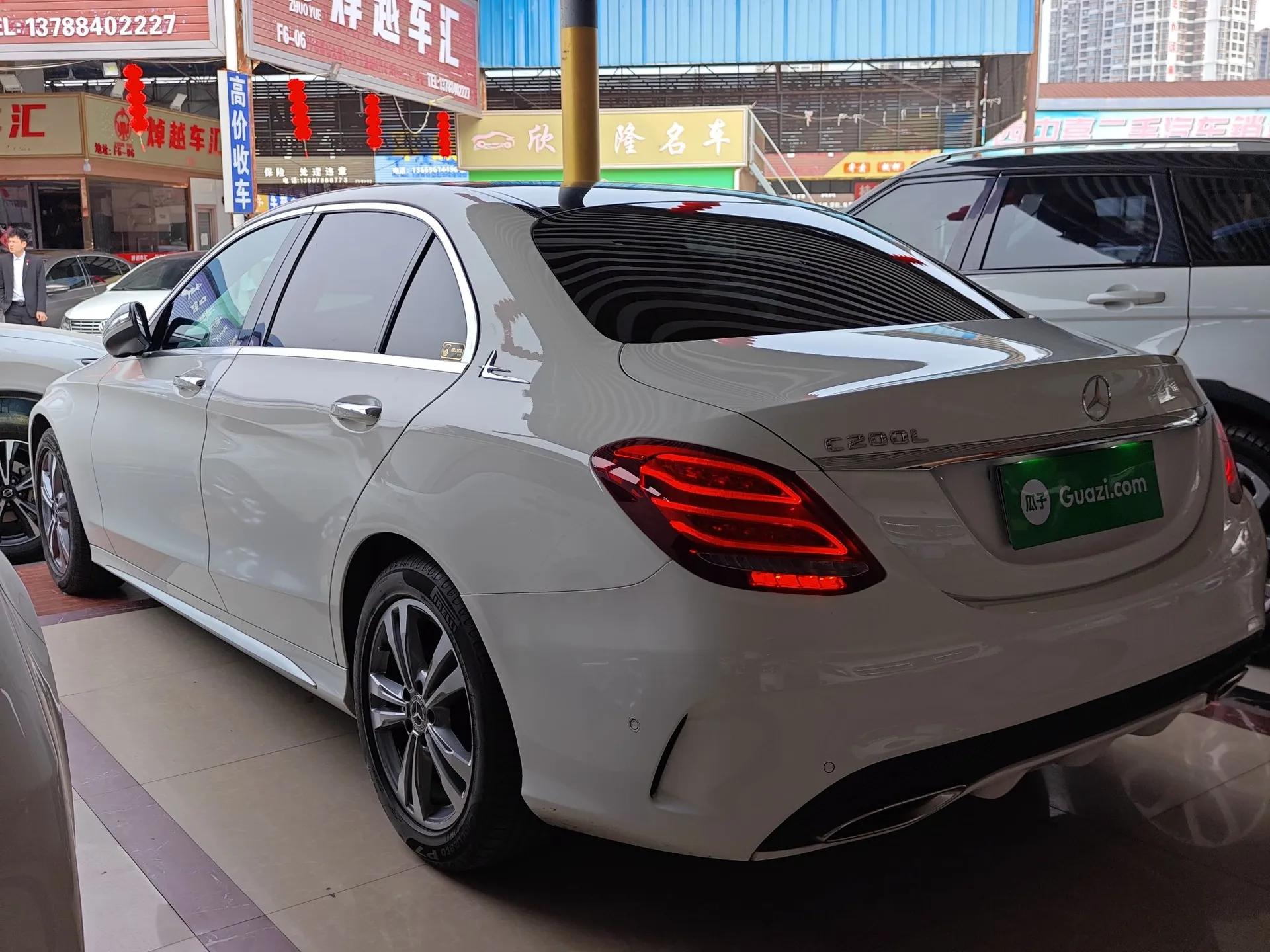 Mercedes-Benz C-Class 2017 Facelift C 200 L Sport Edition — миниатюра 4