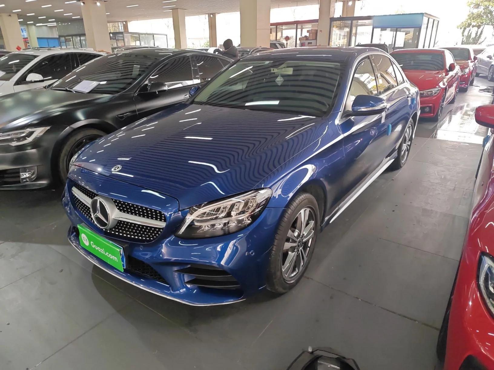 Mercedes-Benz C-Class 2019 C 180 L Fashion Edition Sport Version — миниатюра 1
