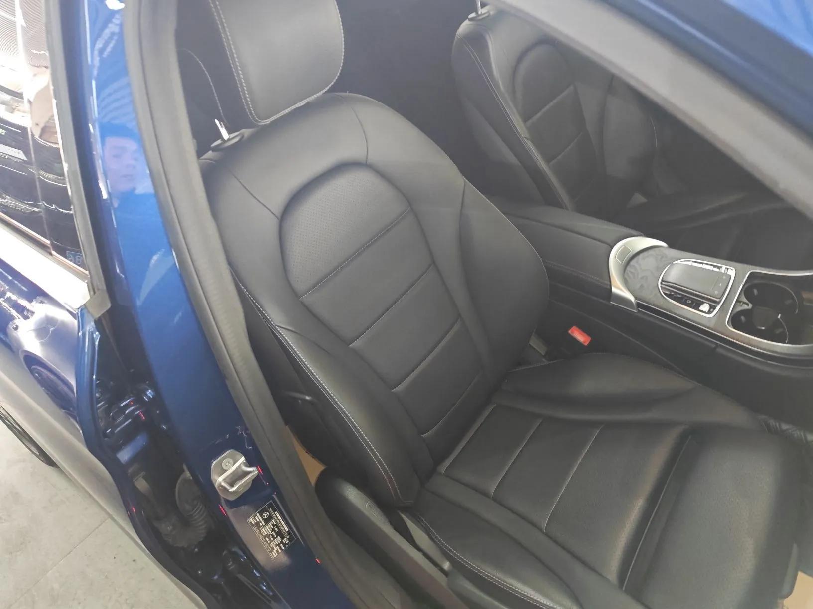 Mercedes-Benz C-Class 2019 C 180 L Fashion Edition Sport Version — миниатюра 23