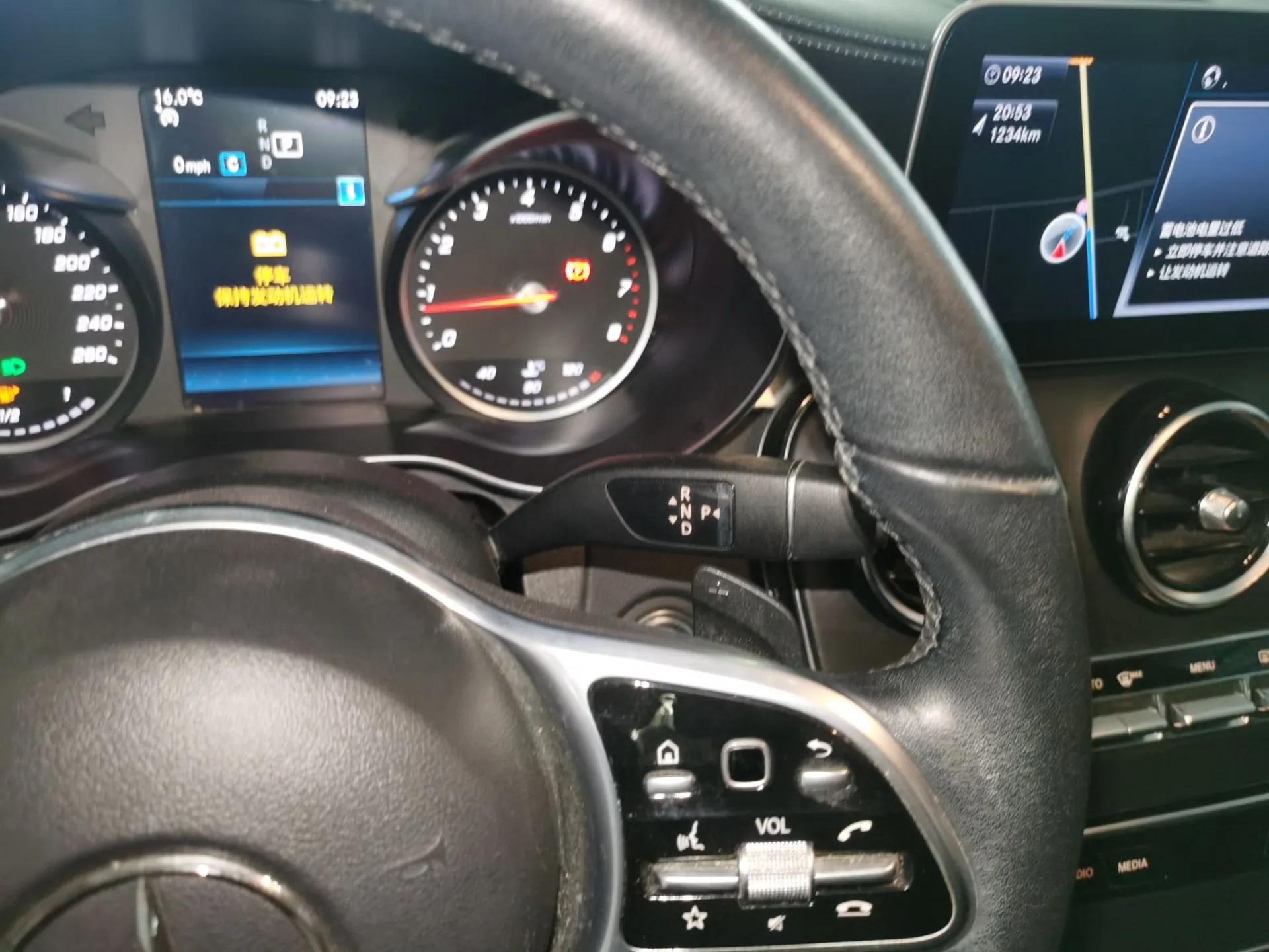 Mercedes-Benz C-Class 2019 C 180 L Fashion Edition Sport Version — миниатюра 16