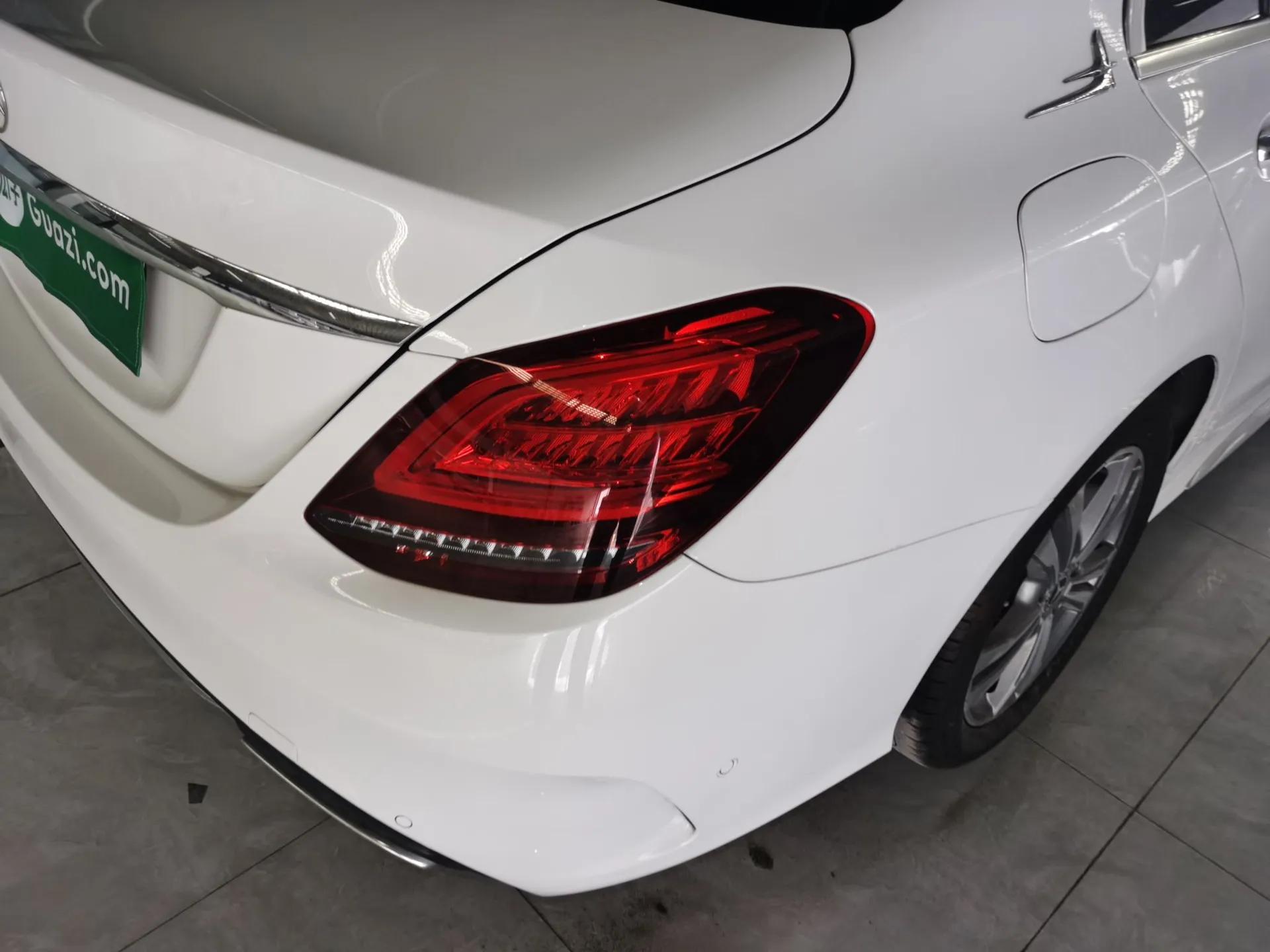 Mercedes-Benz C-Class 2019 C 180 L Fashion Edition Sport Version — миниатюра 8