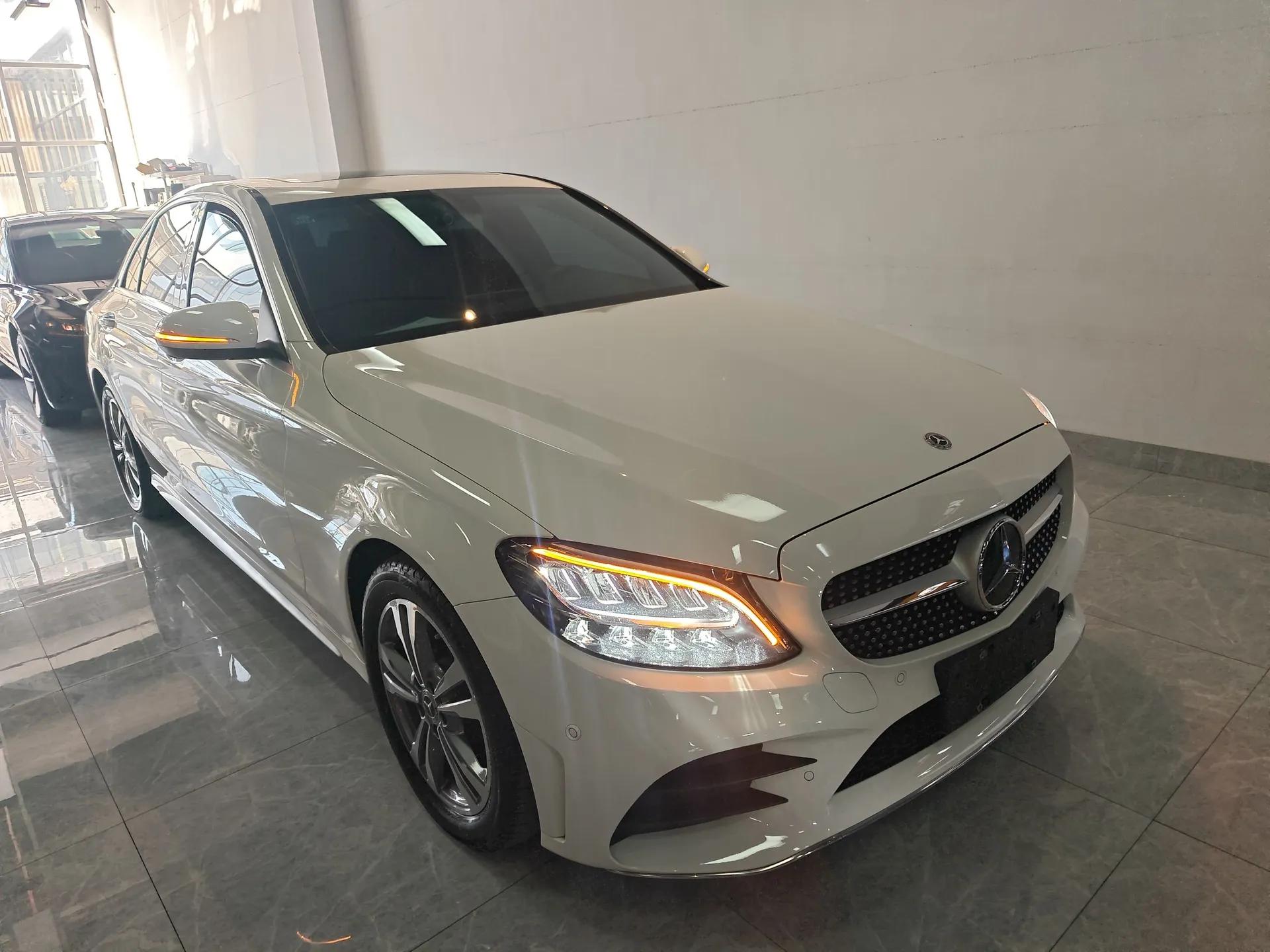 Mercedes-Benz C-Class 2020 Restyled C 200 L Fashion Edition Sport Version — миниатюра 3