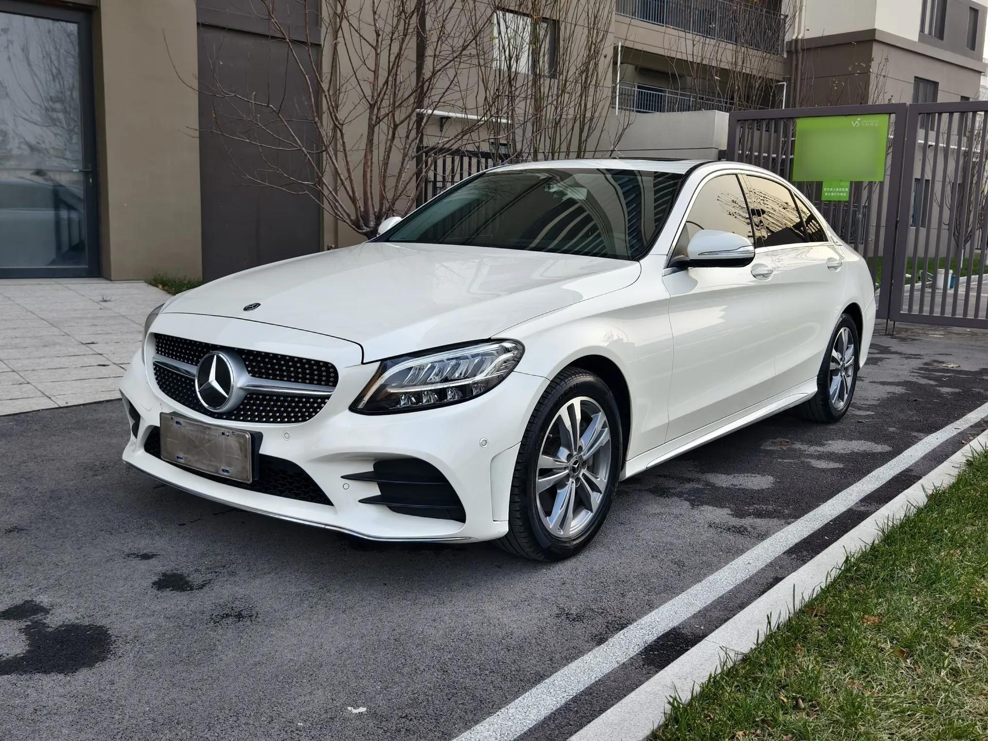 Mercedes-Benz C-Class 2020 C 200 L Fashion Edition Sport Version — миниатюра 1