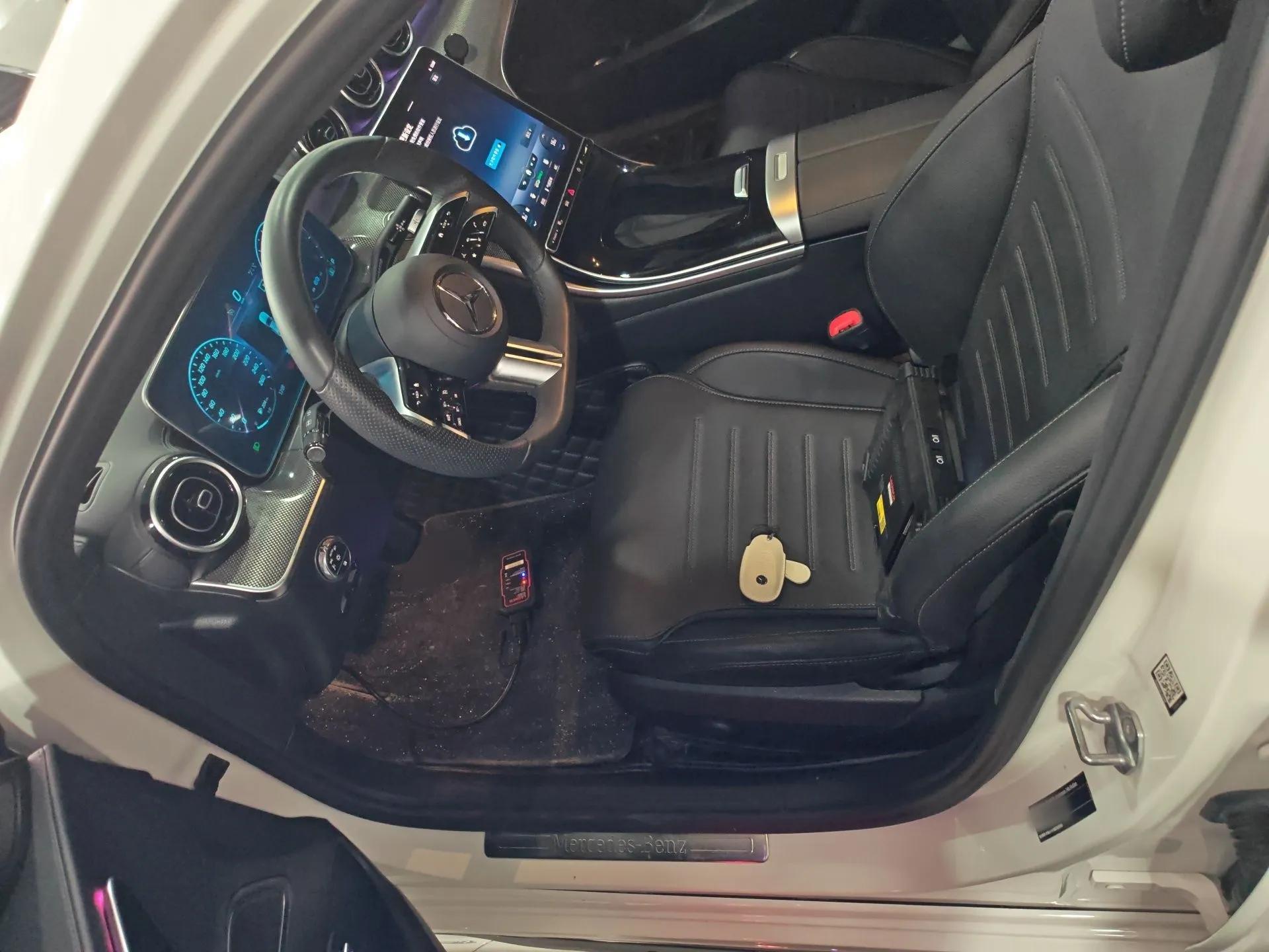 Mercedes-Benz C-Class 2022 Restyled C 200 L Sport Edition — миниатюра 17