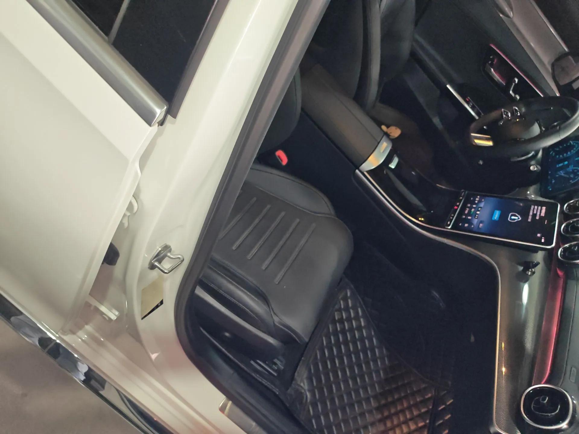 Mercedes-Benz C-Class 2022 Restyled C 200 L Sport Edition — миниатюра 23