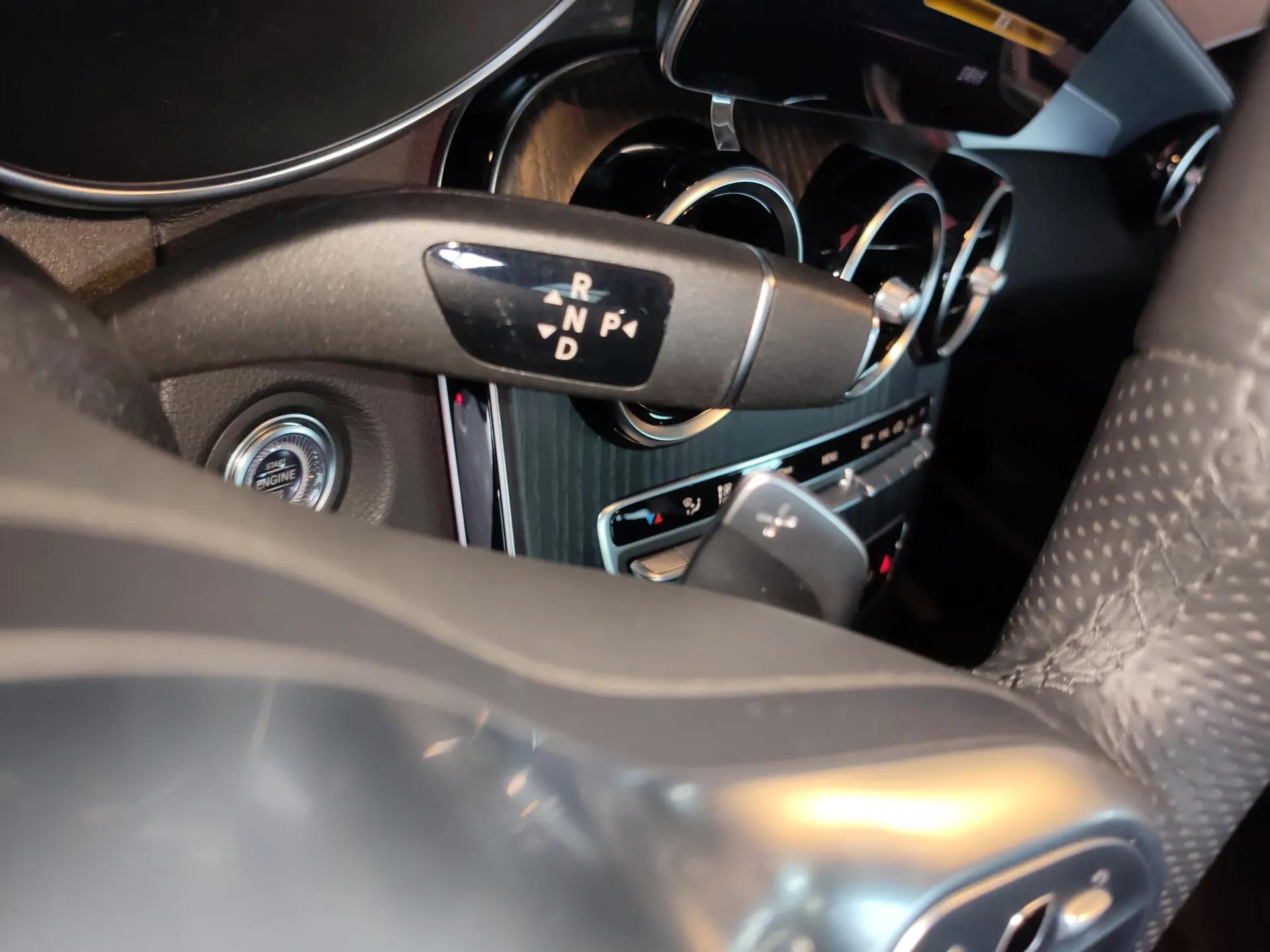 Mercedes-Benz C-Class 2021 C 260 L Sport Edition Star Collection — миниатюра 17