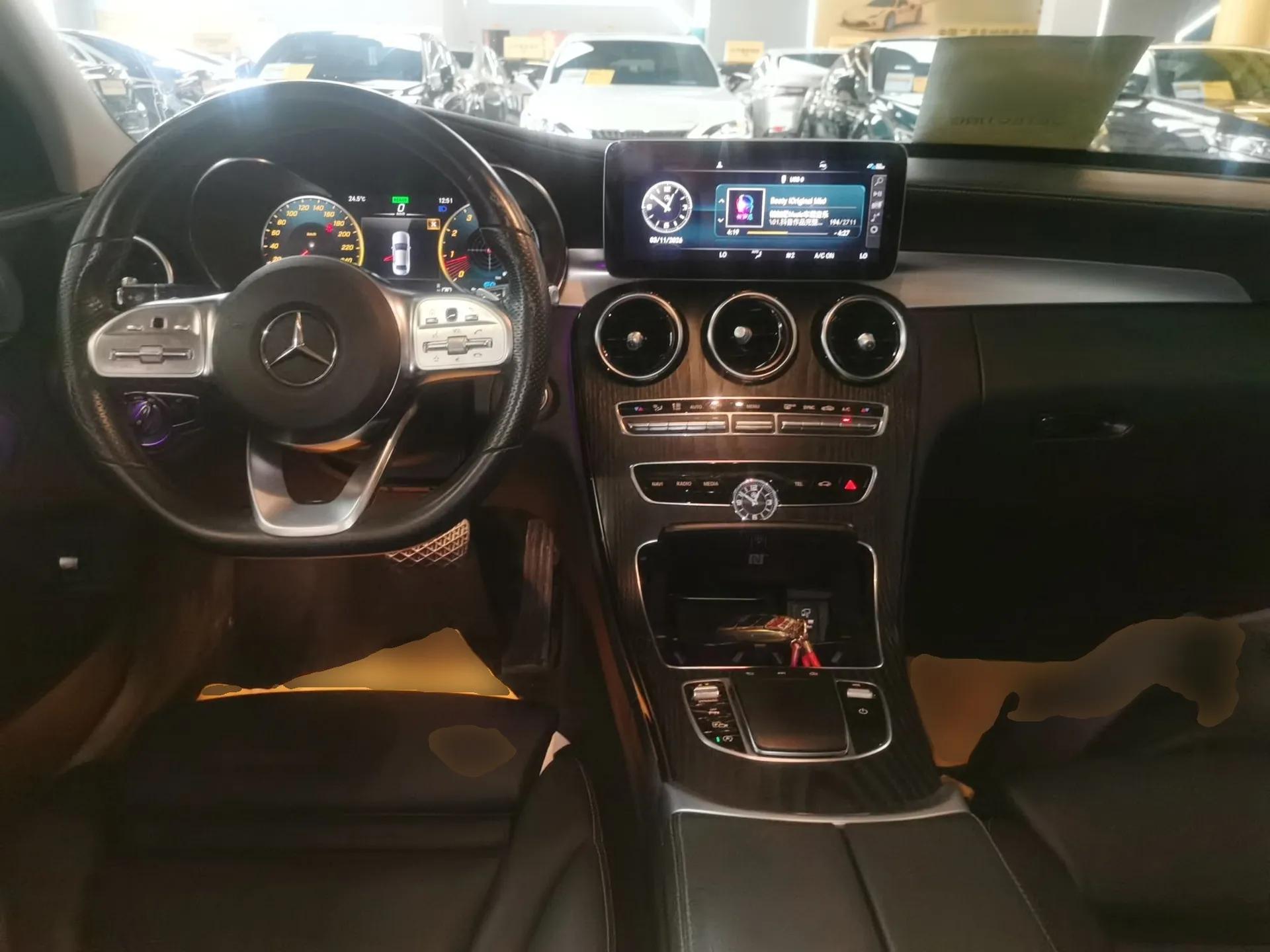 Mercedes-Benz C-Class 2021 C 260 L Sport Edition Star Collection — миниатюра 13