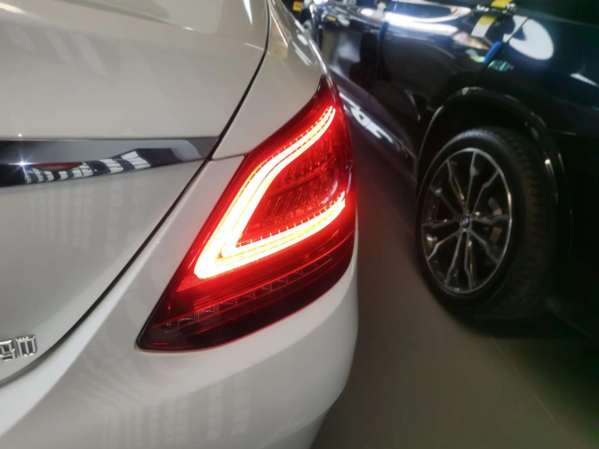 Mercedes-Benz C-Class 2021 C 260 L Sport Edition Star Collection — миниатюра 7