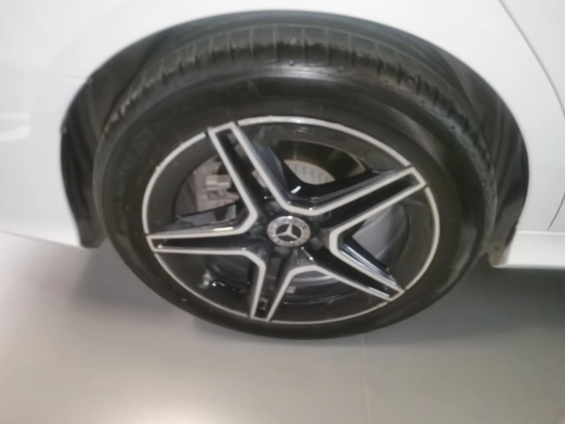 Mercedes-Benz C-Class 2021 C 260 L Sport Edition Star Collection — миниатюра 10