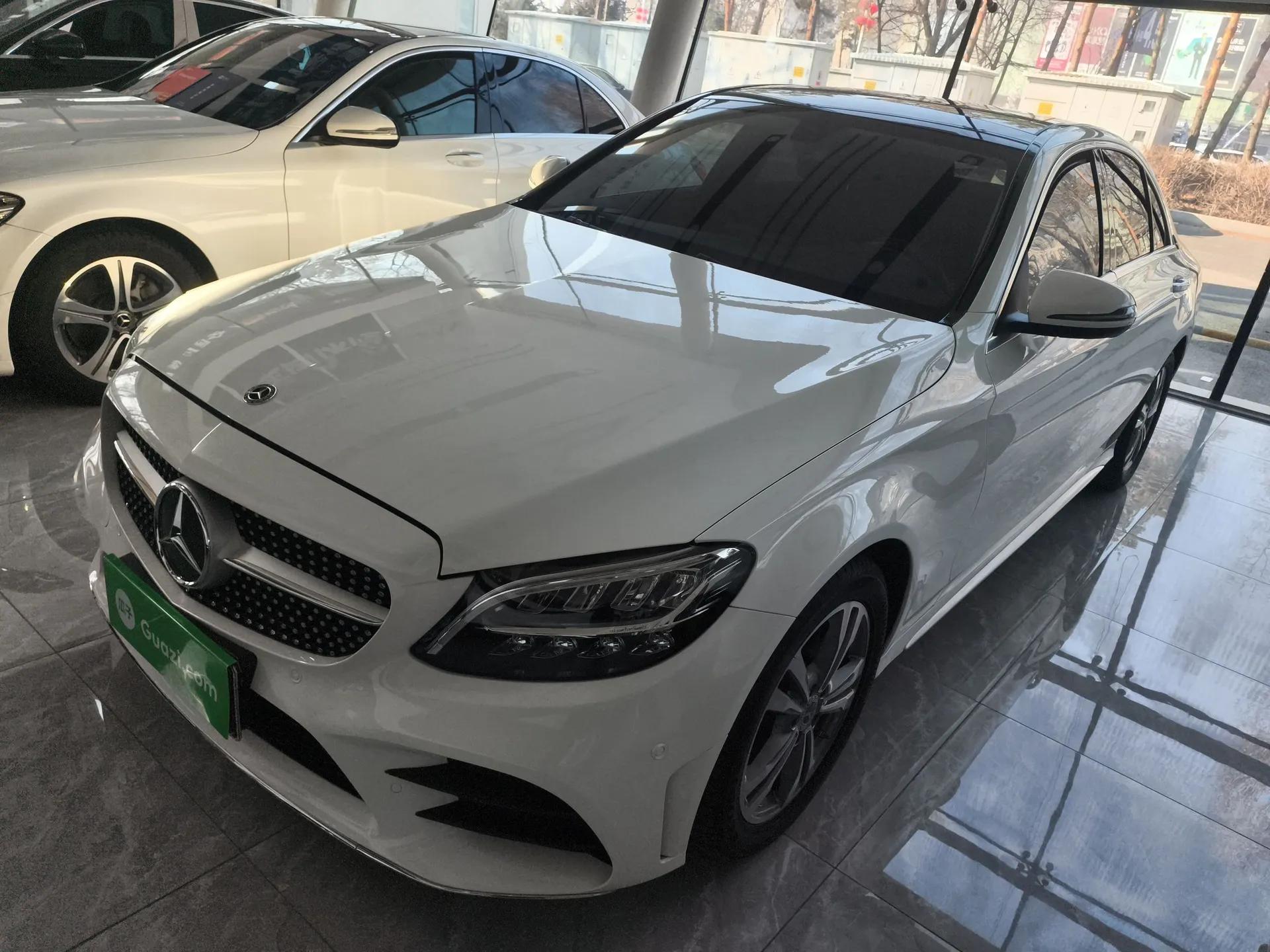 Mercedes-Benz C-Class 2021 C 200 L Fashion Edition Sport Version — миниатюра 1