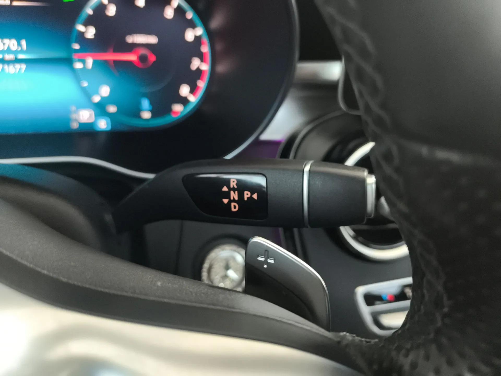 Mercedes-Benz C-Class 2021 C 200 L Fashion Edition Sport Version — миниатюра 17