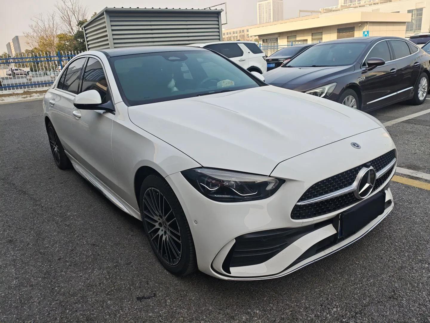 Mercedes-Benz C-Class 2023 Second Facelift C 260 L Sport Edition — миниатюра 3