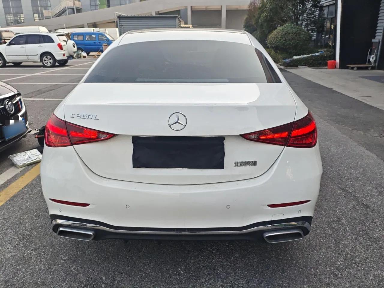 Mercedes-Benz C-Class 2023 Second Facelift C 260 L Sport Edition — миниатюра 5