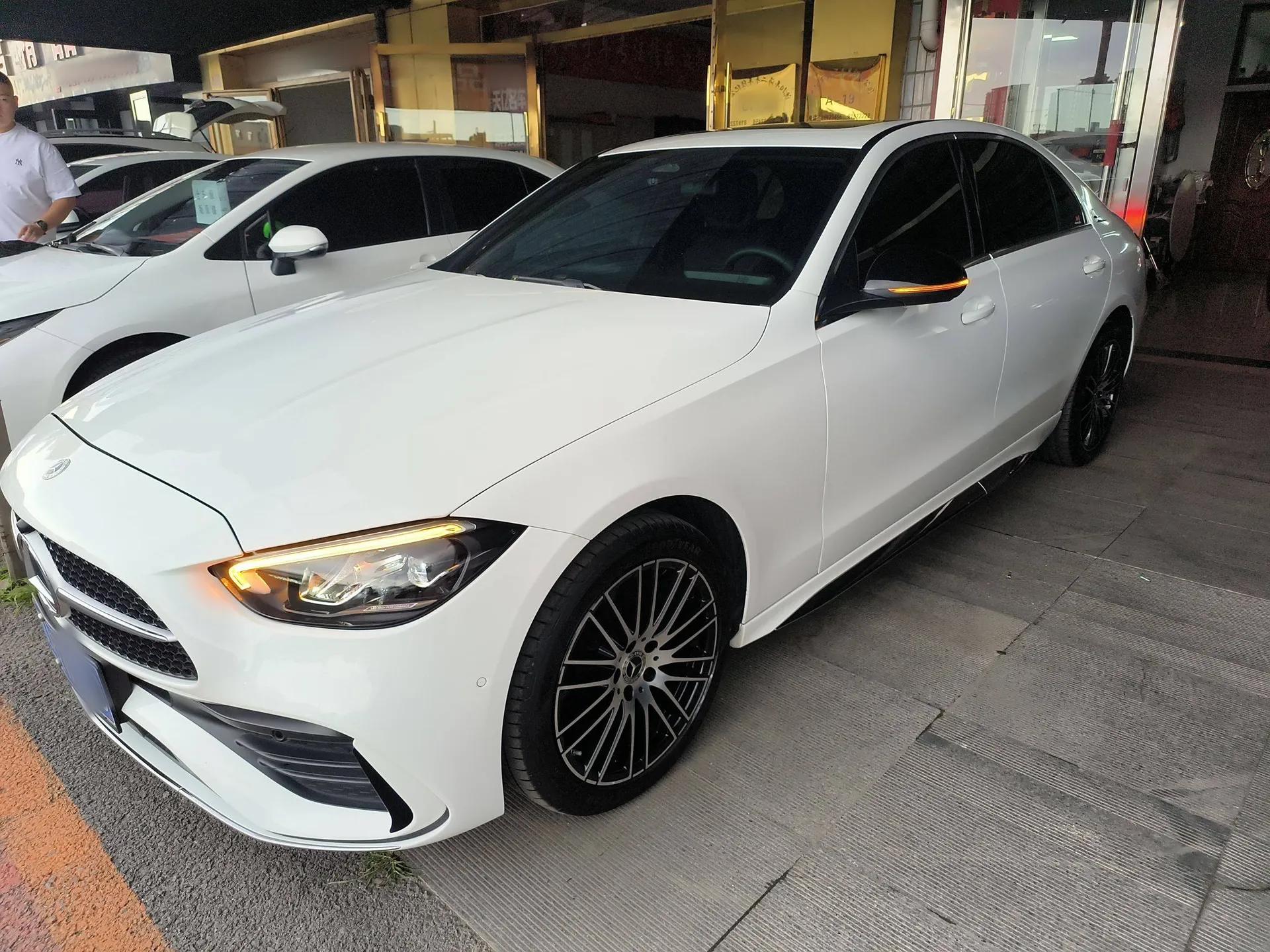 Mercedes-Benz C-Class 2023 Revised C 200 L Sport Edition — миниатюра 1