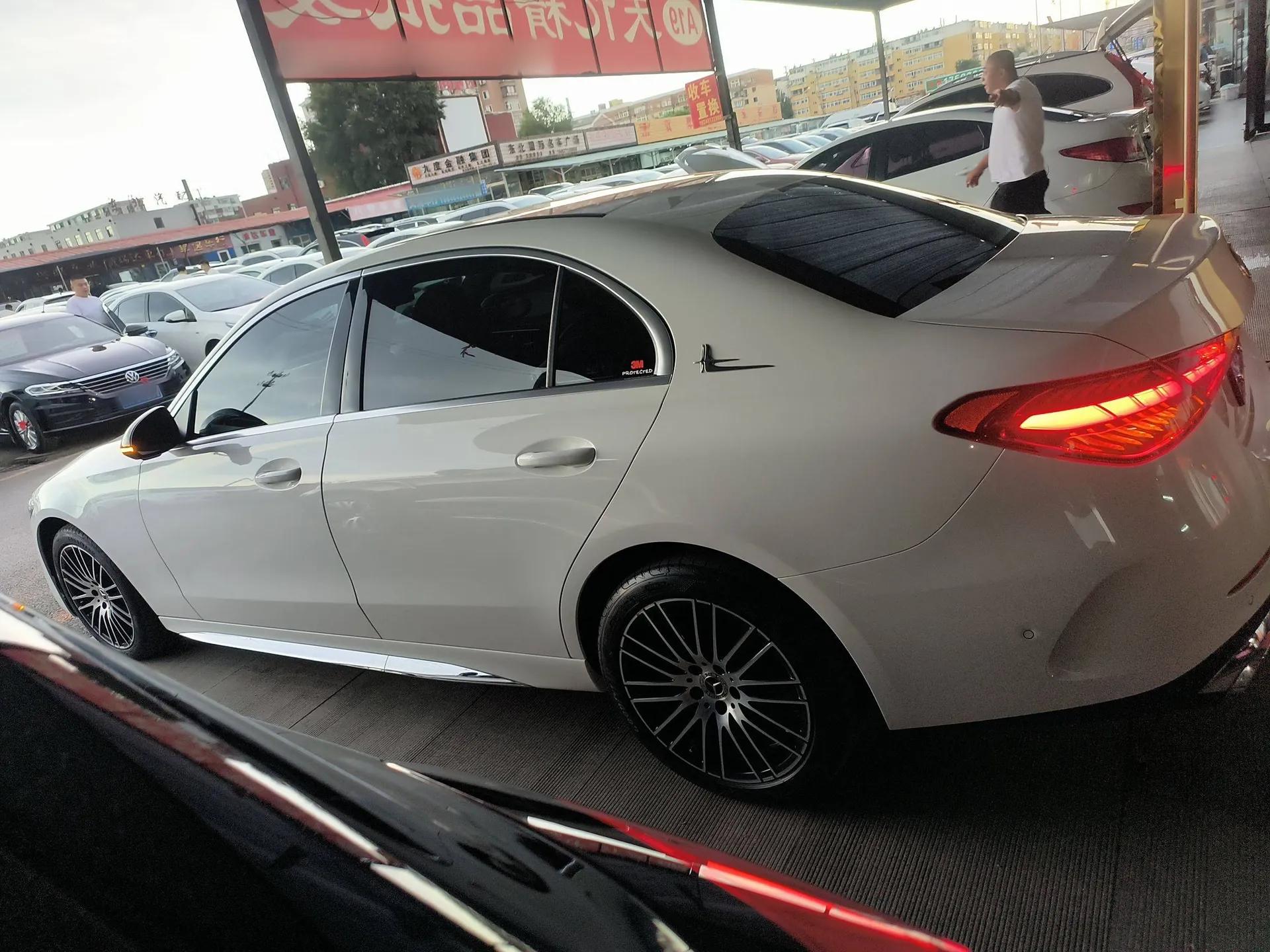 Mercedes-Benz C-Class 2023 Revised C 200 L Sport Edition — миниатюра 4