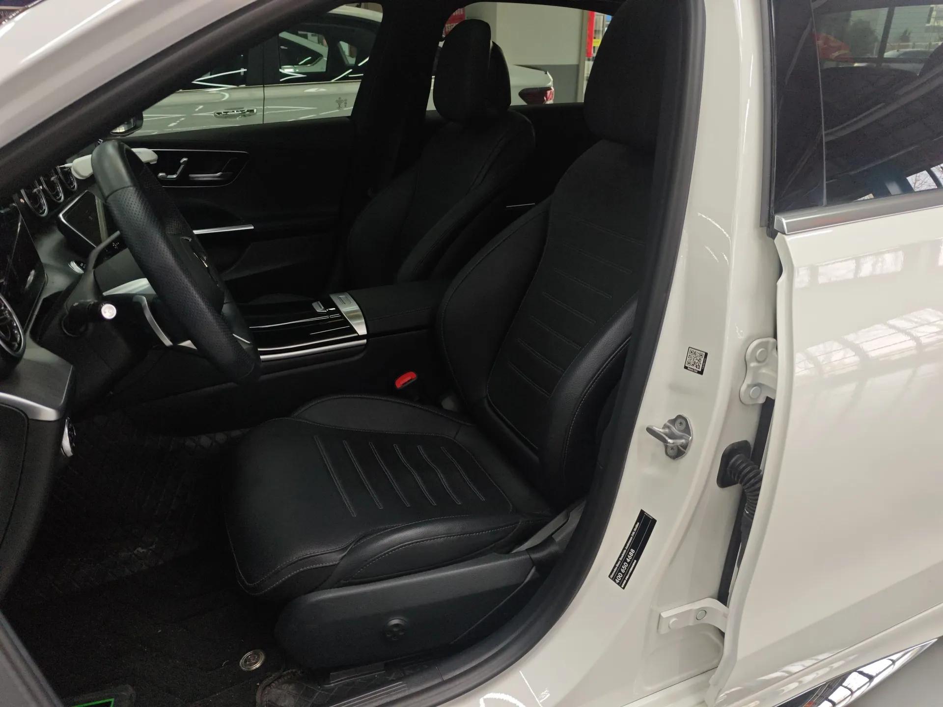 Mercedes-Benz C-Class 2023 Revised C 200 L Sport Edition — миниатюра 18