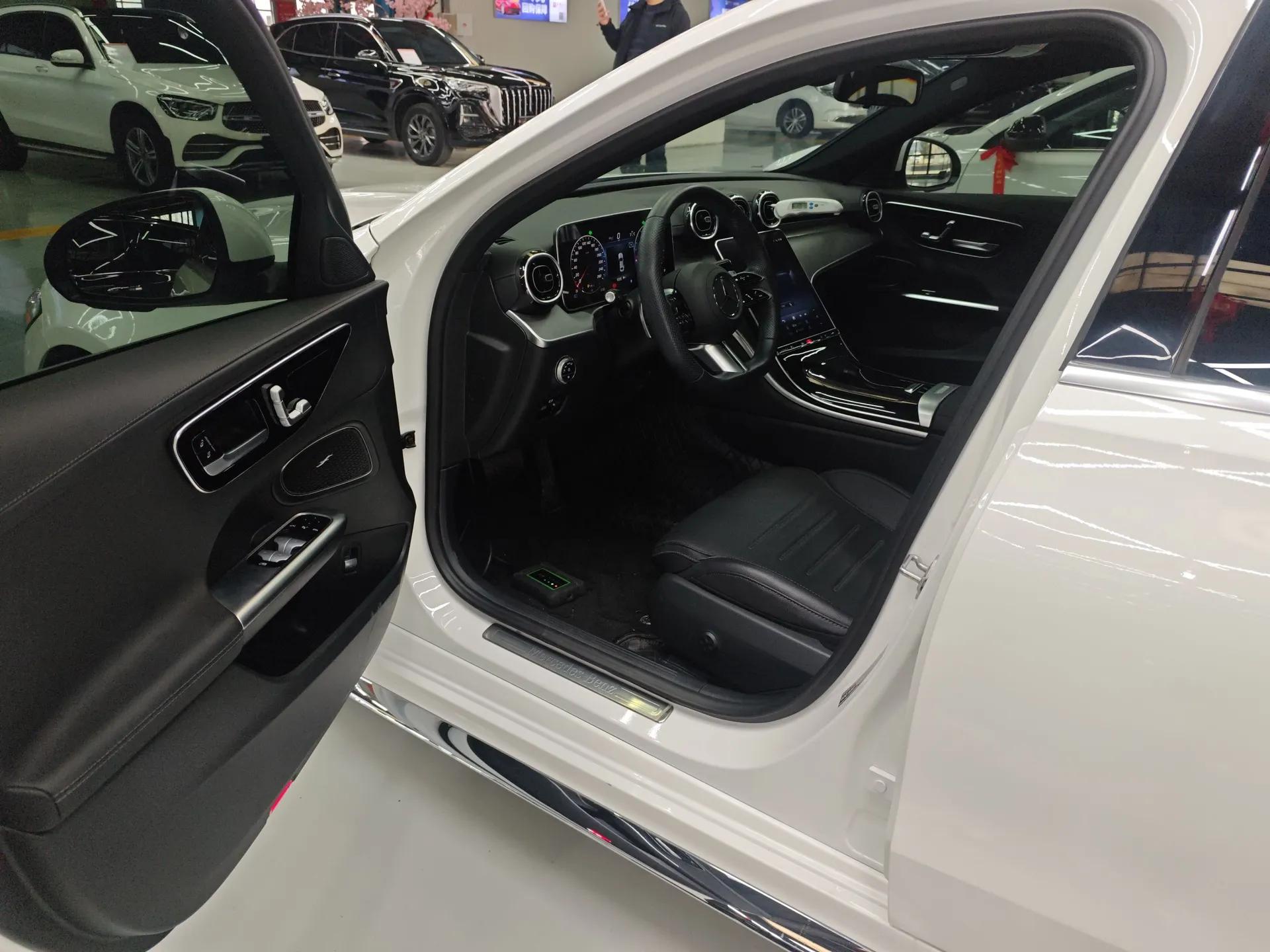 Mercedes-Benz C-Class 2023 Revised C 200 L Sport Edition — миниатюра 19