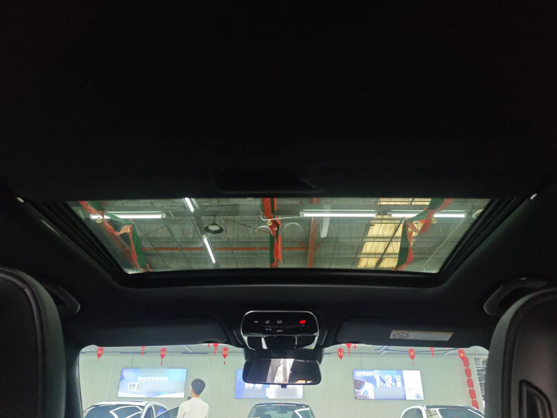Mercedes-Benz C-Class 2023 Revised C 200 L Sport Edition — миниатюра 21