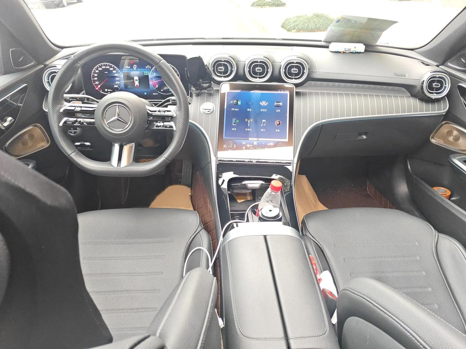 Mercedes-Benz C-Class 2023 C 260 L Bright Night Sports Edition — миниатюра 18