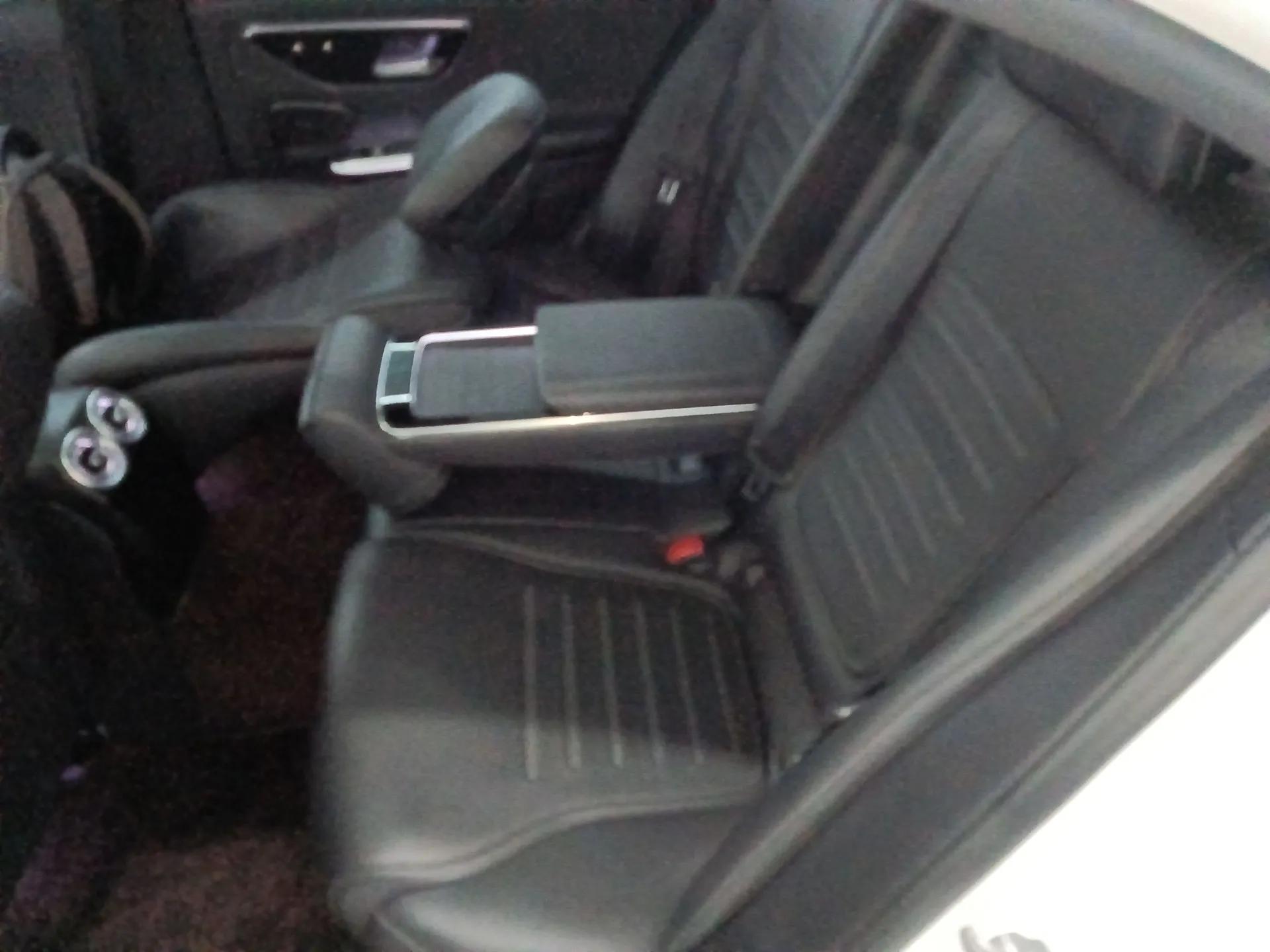 Mercedes-Benz C-Class 2022 C 260 L Sport Edition — миниатюра 19