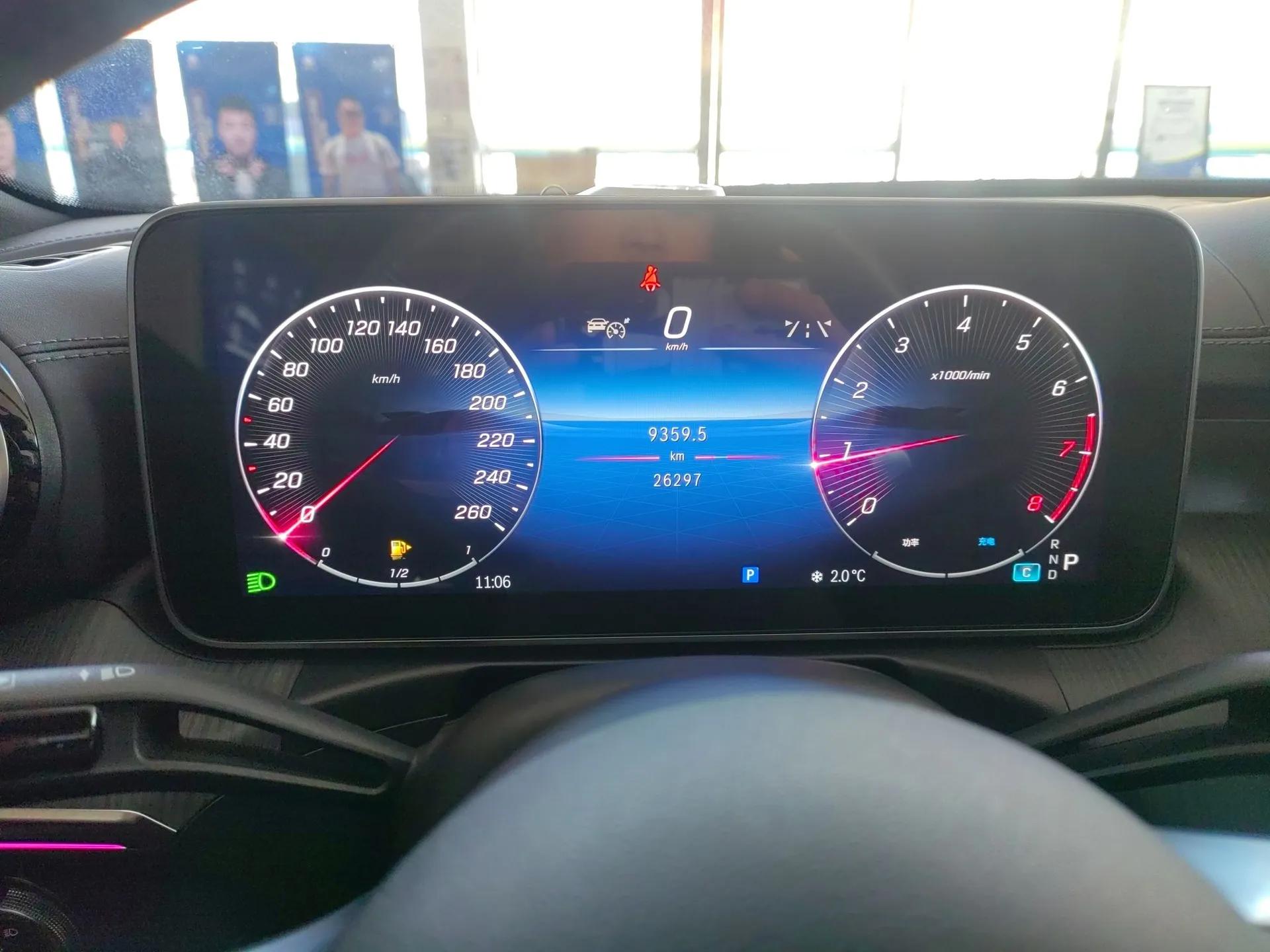 Mercedes-Benz C-Class 2023 Restyled C 260 L Night Edition Sports Version — миниатюра 14