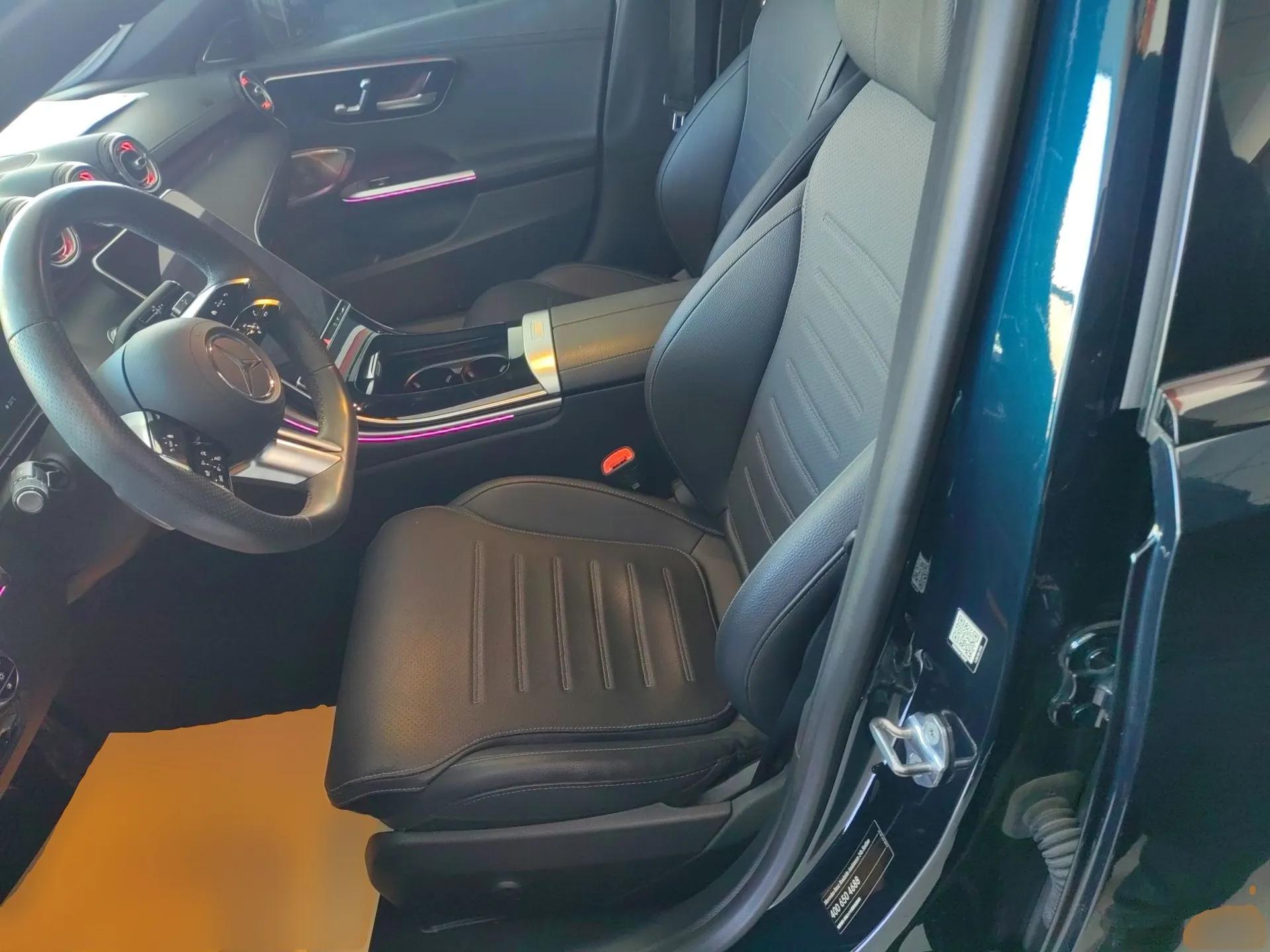 Mercedes-Benz C-Class 2023 Restyled C 260 L Night Edition Sports Version — миниатюра 17