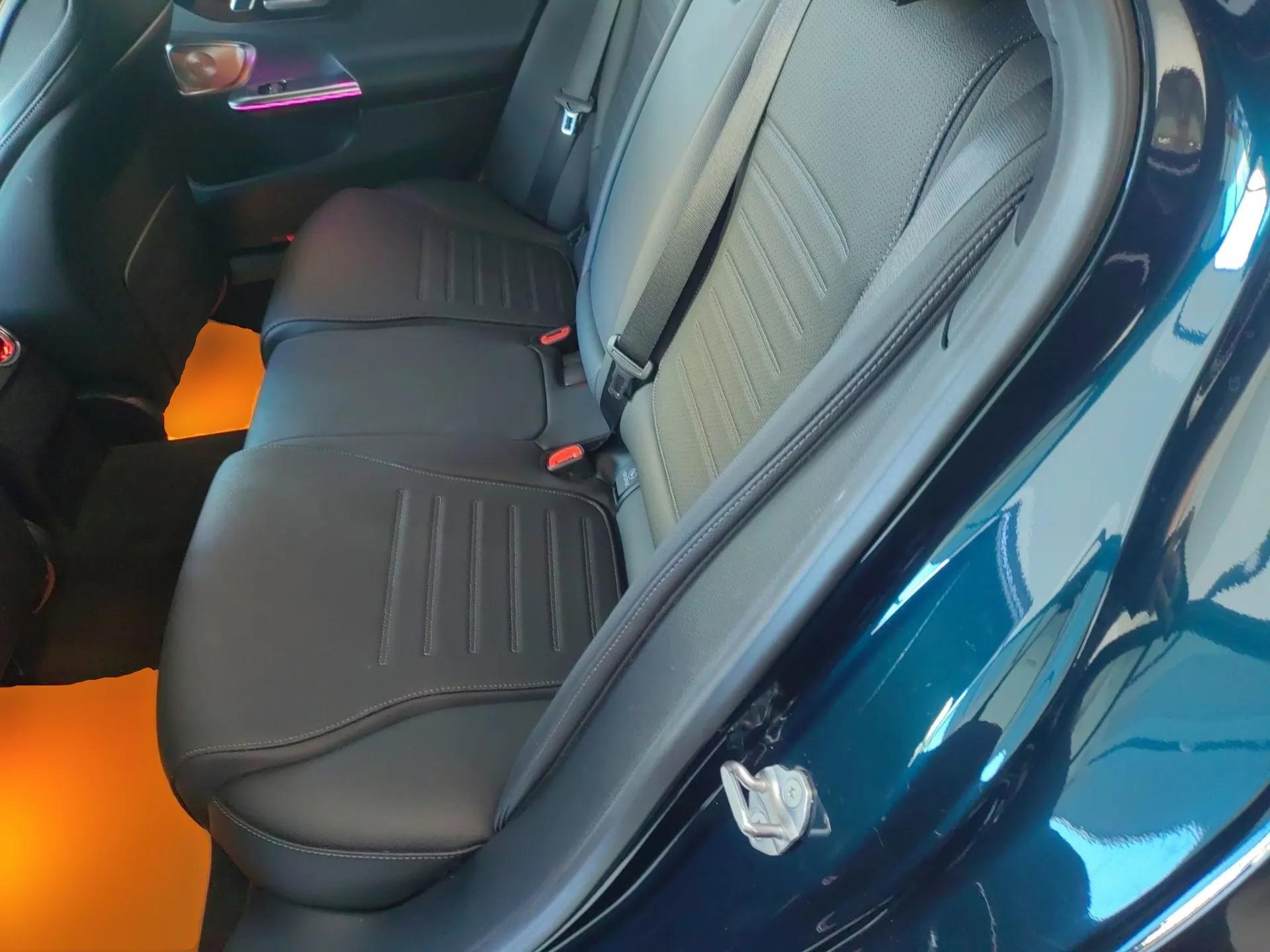 Mercedes-Benz C-Class 2023 Restyled C 260 L Night Edition Sports Version — миниатюра 19