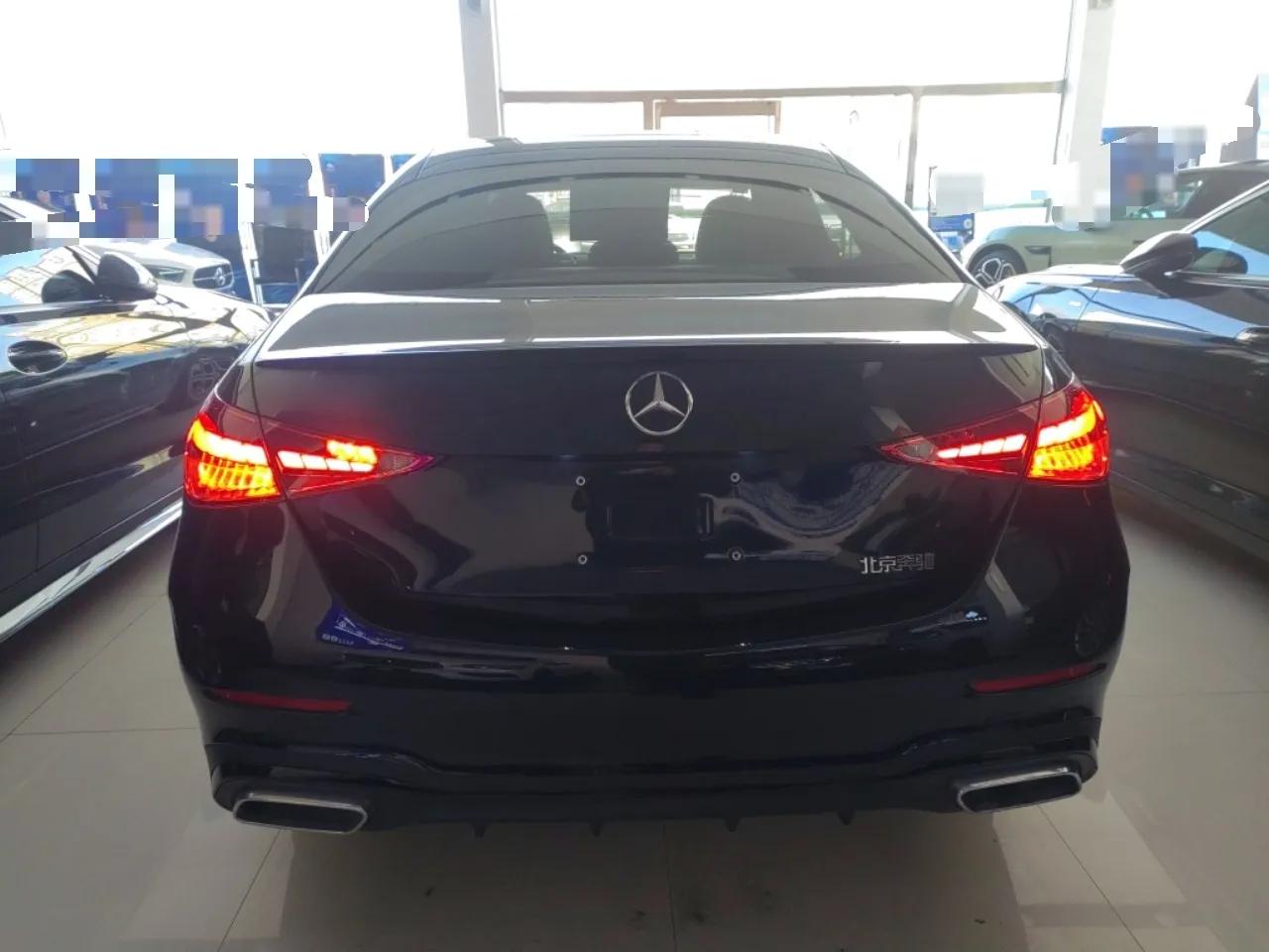 Mercedes-Benz C-Class 2023 Restyled C 260 L Night Edition Sports Version — миниатюра 3