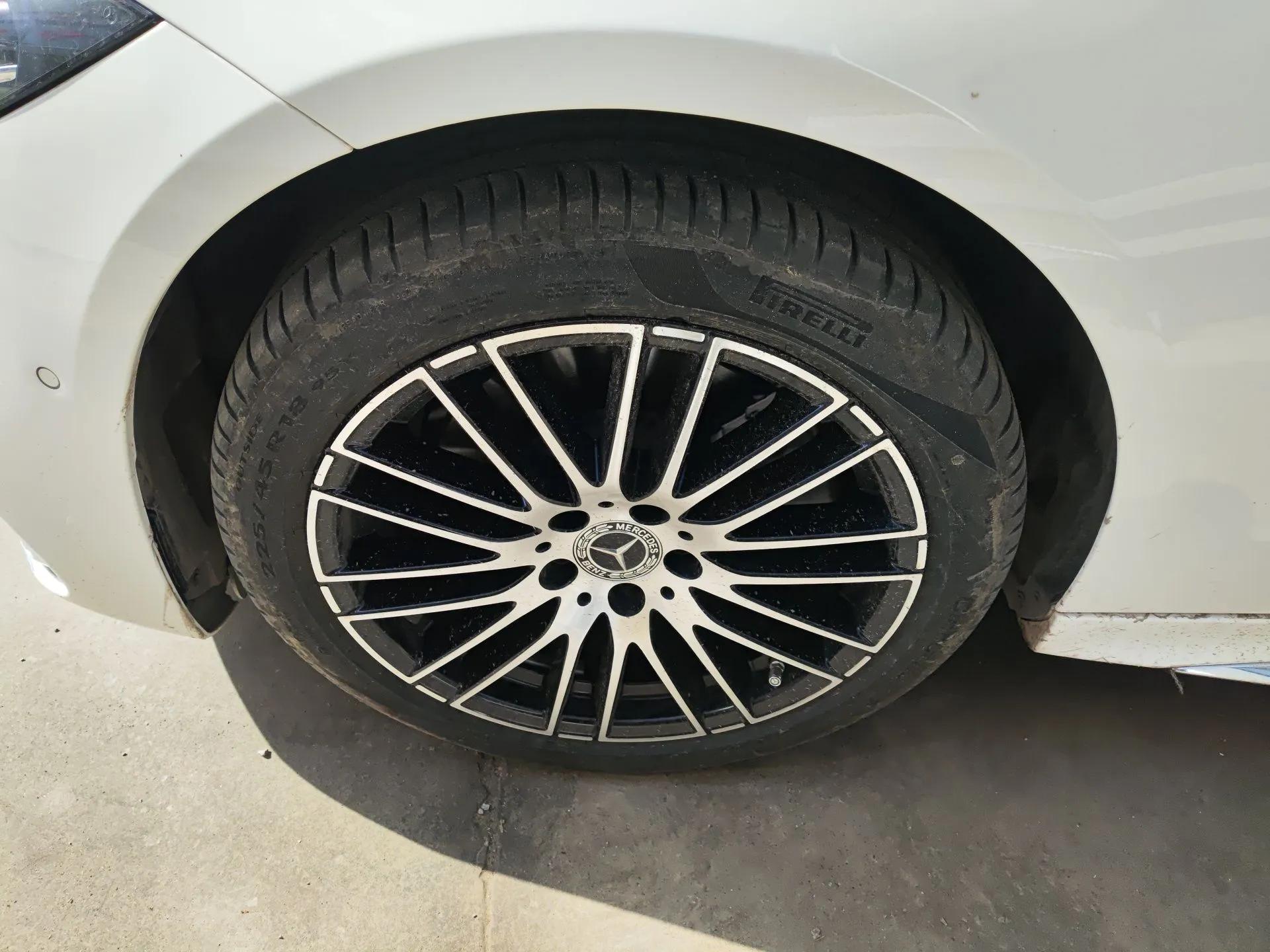 Mercedes-Benz C-Class 2024 Second Facelift C 260 L Sport Edition — миниатюра 8