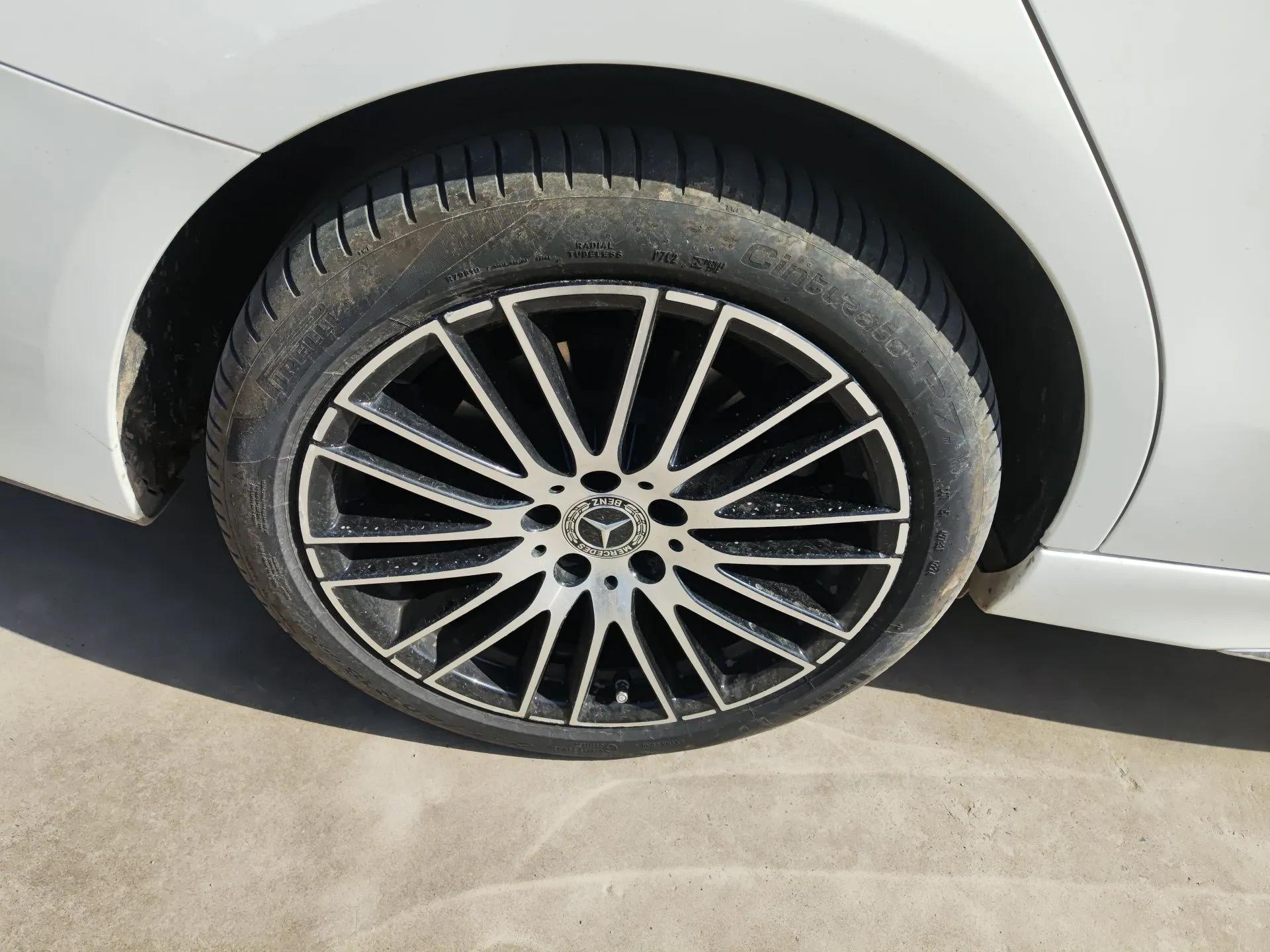 Mercedes-Benz C-Class 2024 Second Facelift C 260 L Sport Edition — миниатюра 10