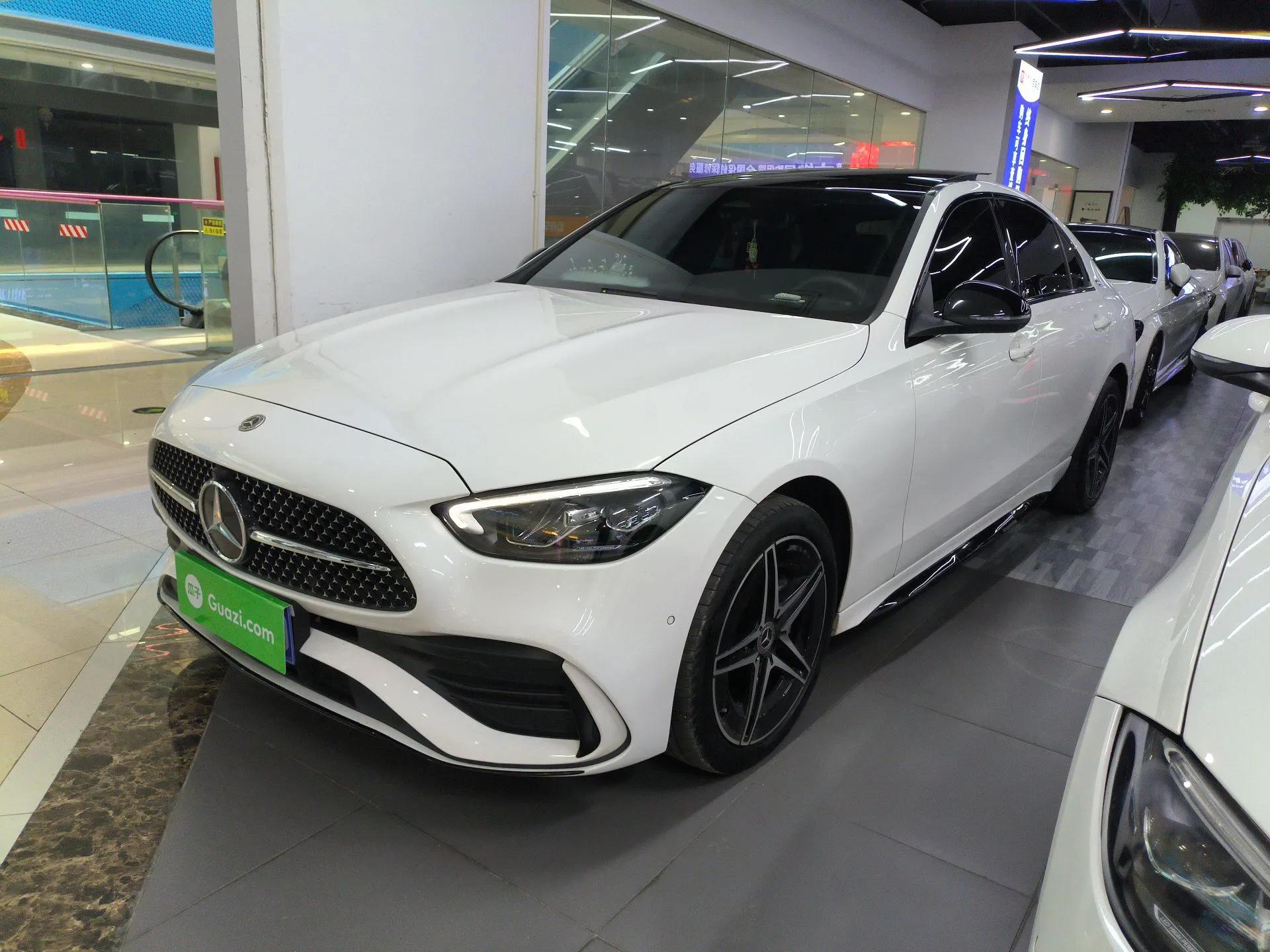 Mercedes-Benz C-Class 2025 C 260 L Obsidian Night Sport Edition — миниатюра 1